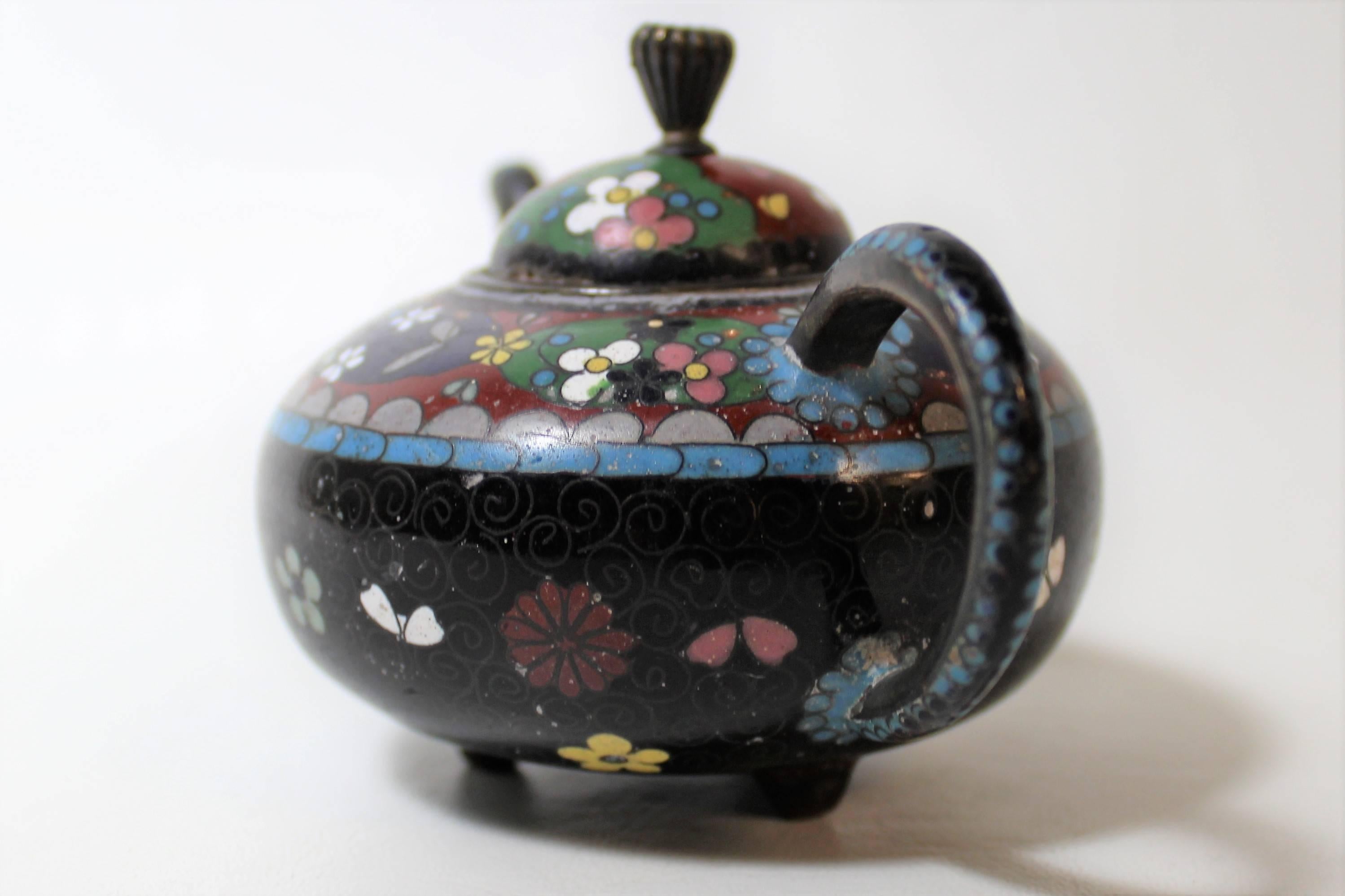 Cloissoné Japanese Meiji Period Miniature Cloisonne Teapot