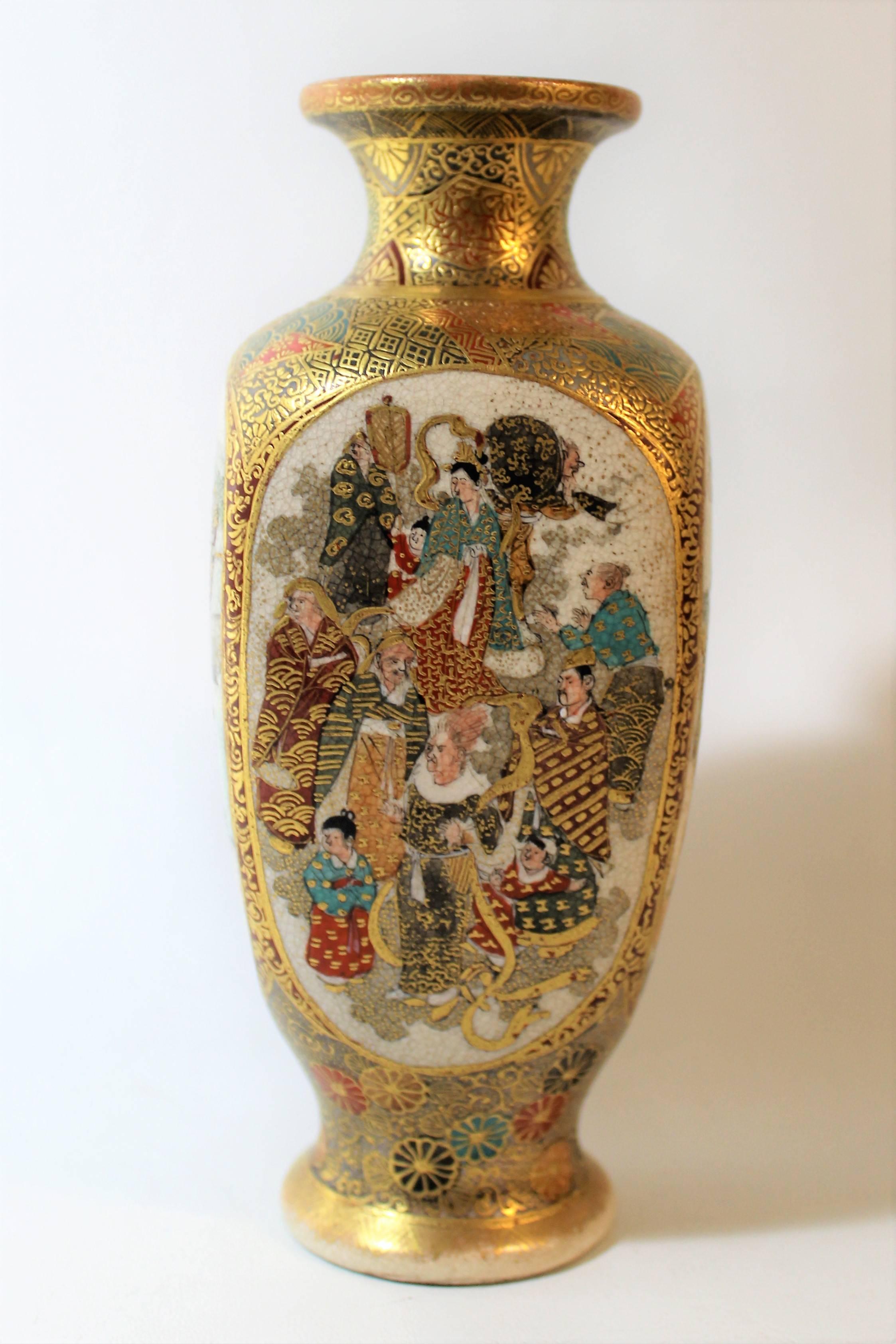 Japanese Meiji Period Four Side Satsuma Vase In Excellent Condition In Hamilton, Ontario