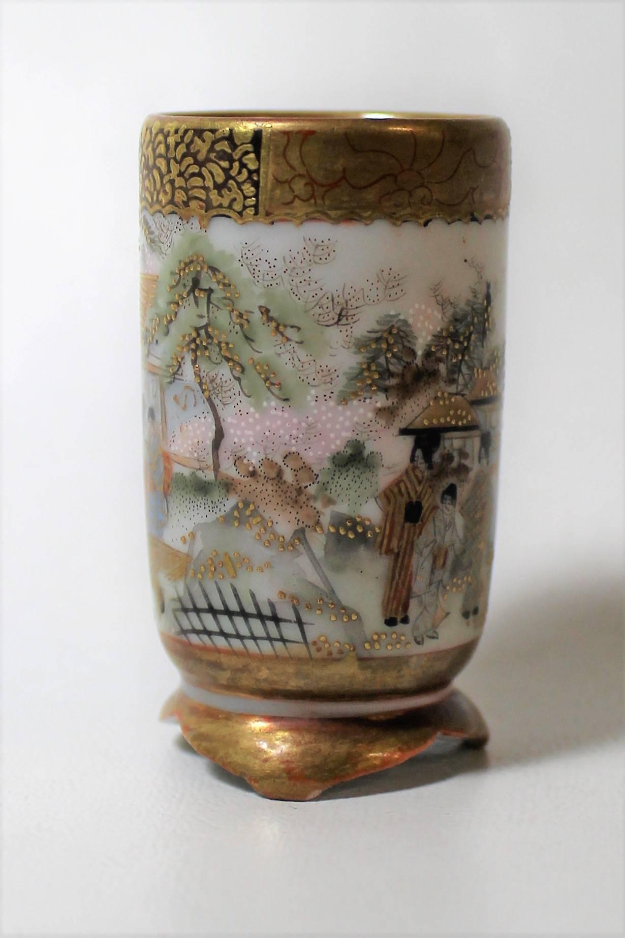 19th Century Japanese Meiji Period Porcelain Vase