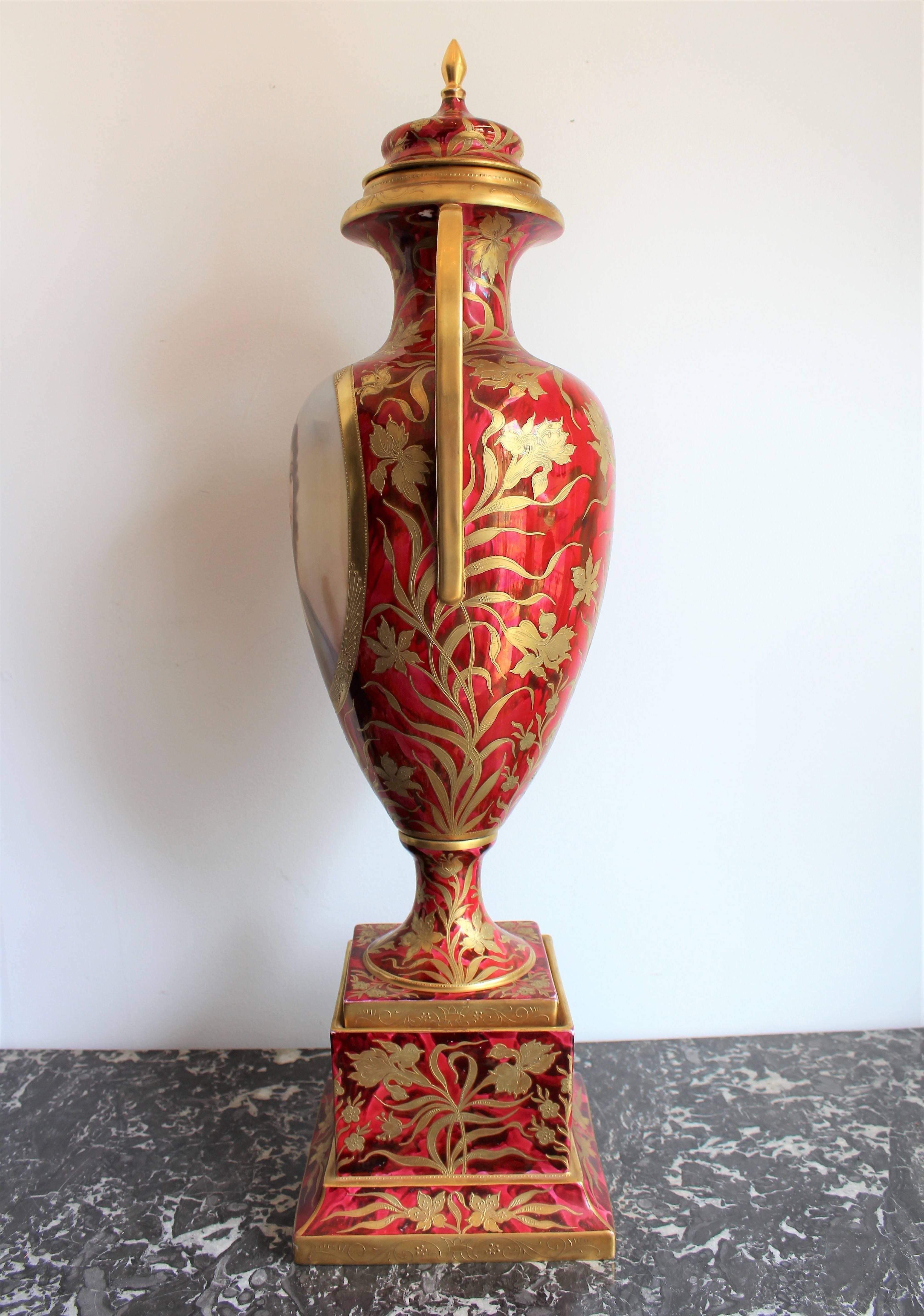 Monumental Royal Vienna Style Art Nouveau Vase or Urn In Good Condition In Hamilton, Ontario