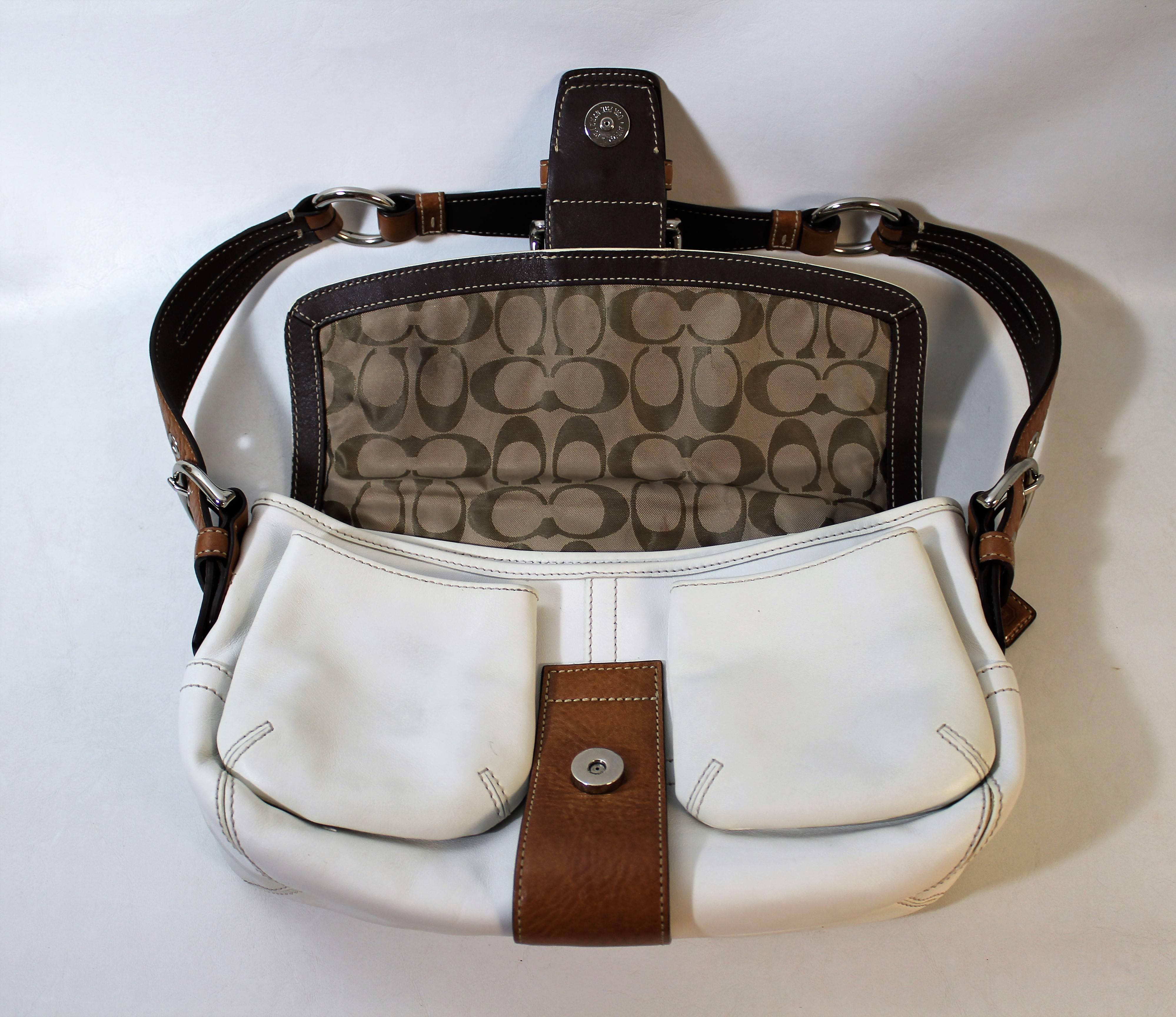 Leather Coach Handbag or Purse For Sale 2