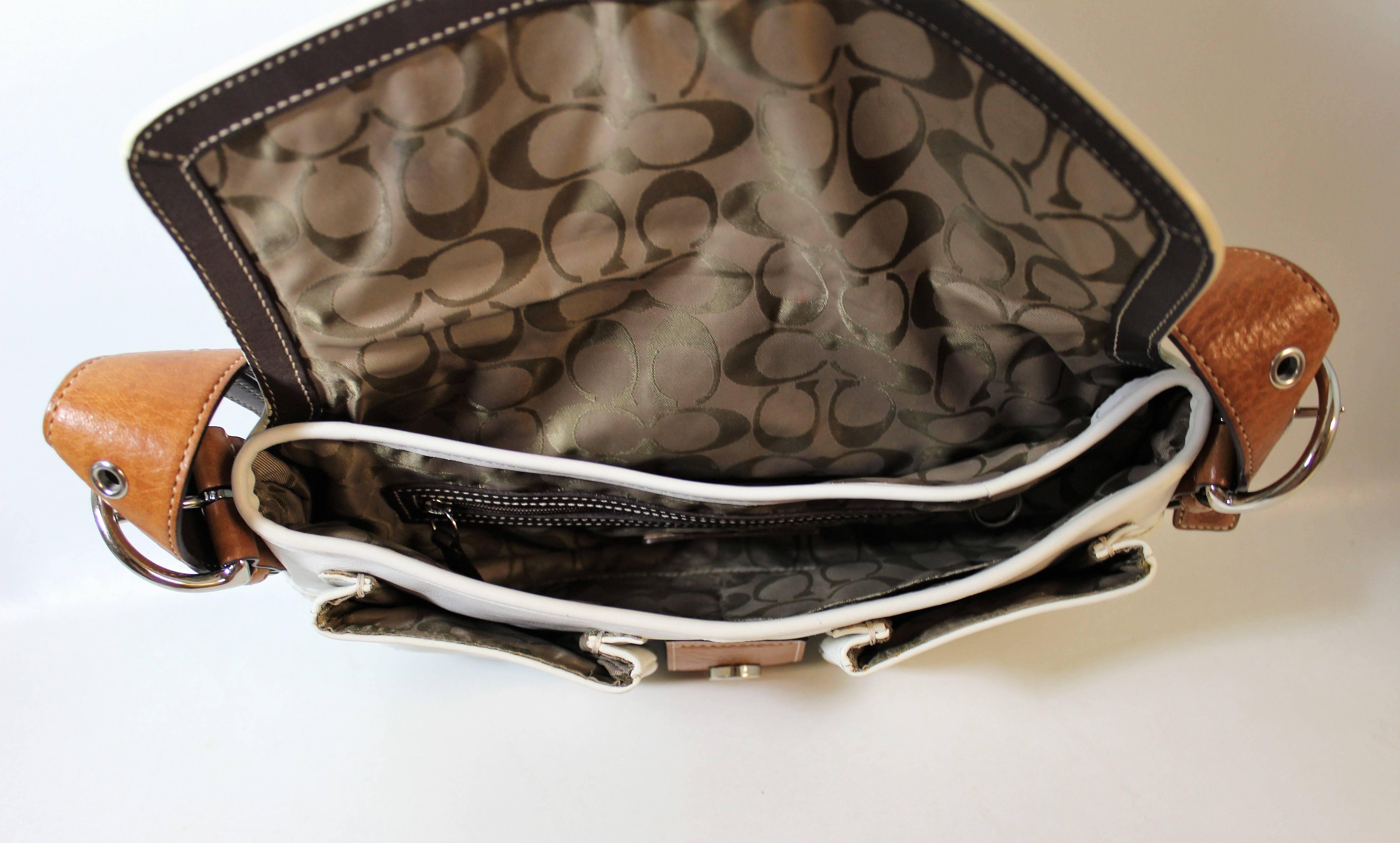 Leather Coach Handbag or Purse For Sale 3