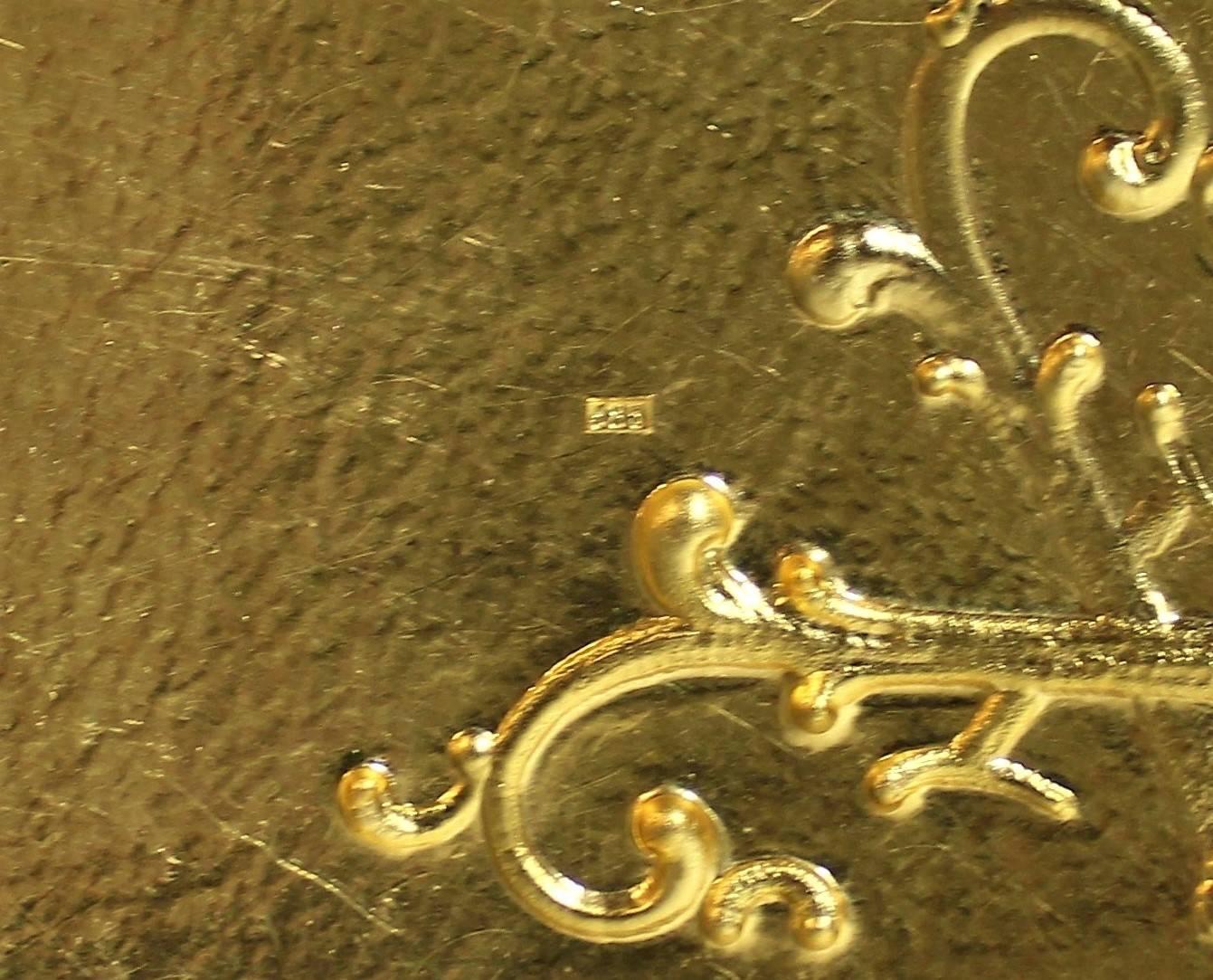 Porte-stylo et plateau en or 14 carats avec diamants, rubis et saphirs en vente 4