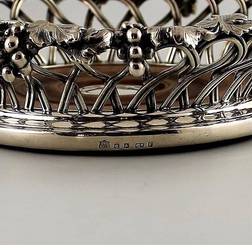 Set di quattro sottobicchieri da vino placcati in argento Elkington in vendita 1