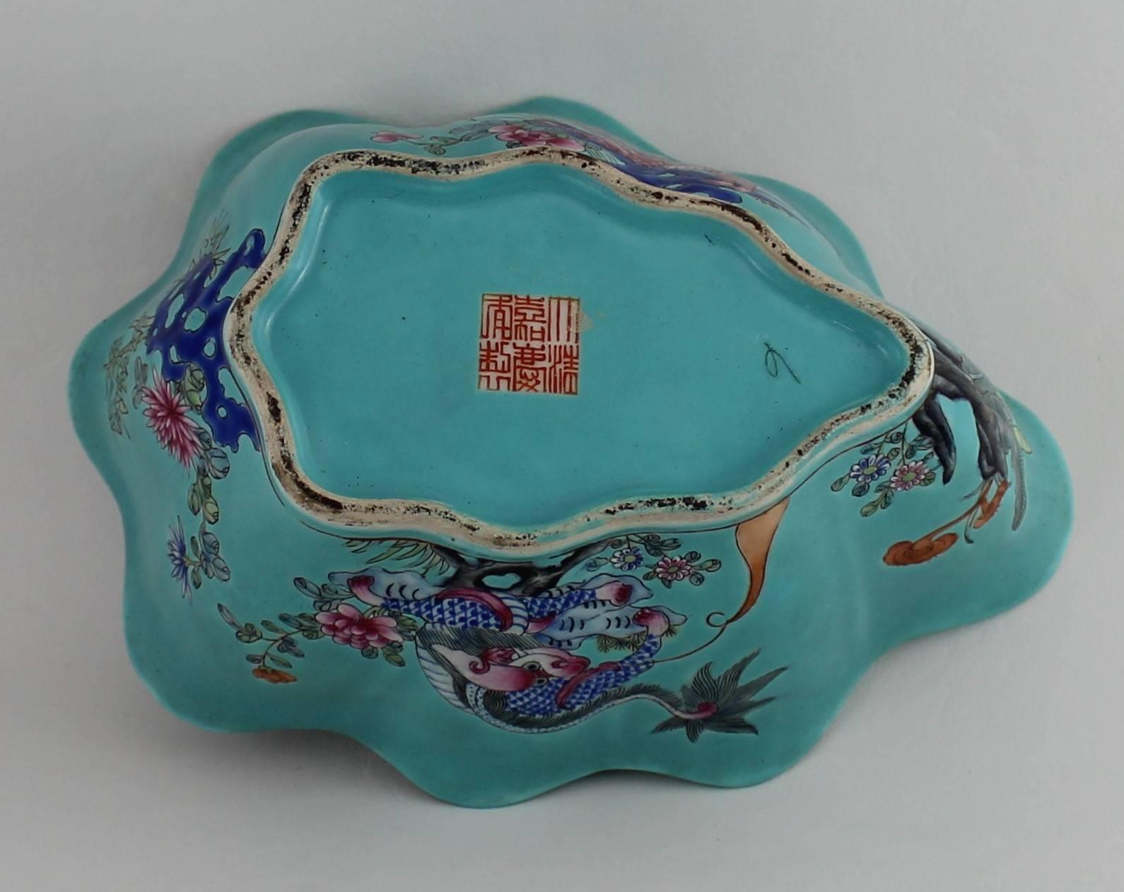 Pair of Chinese Porcelain Bowls on Stands 5