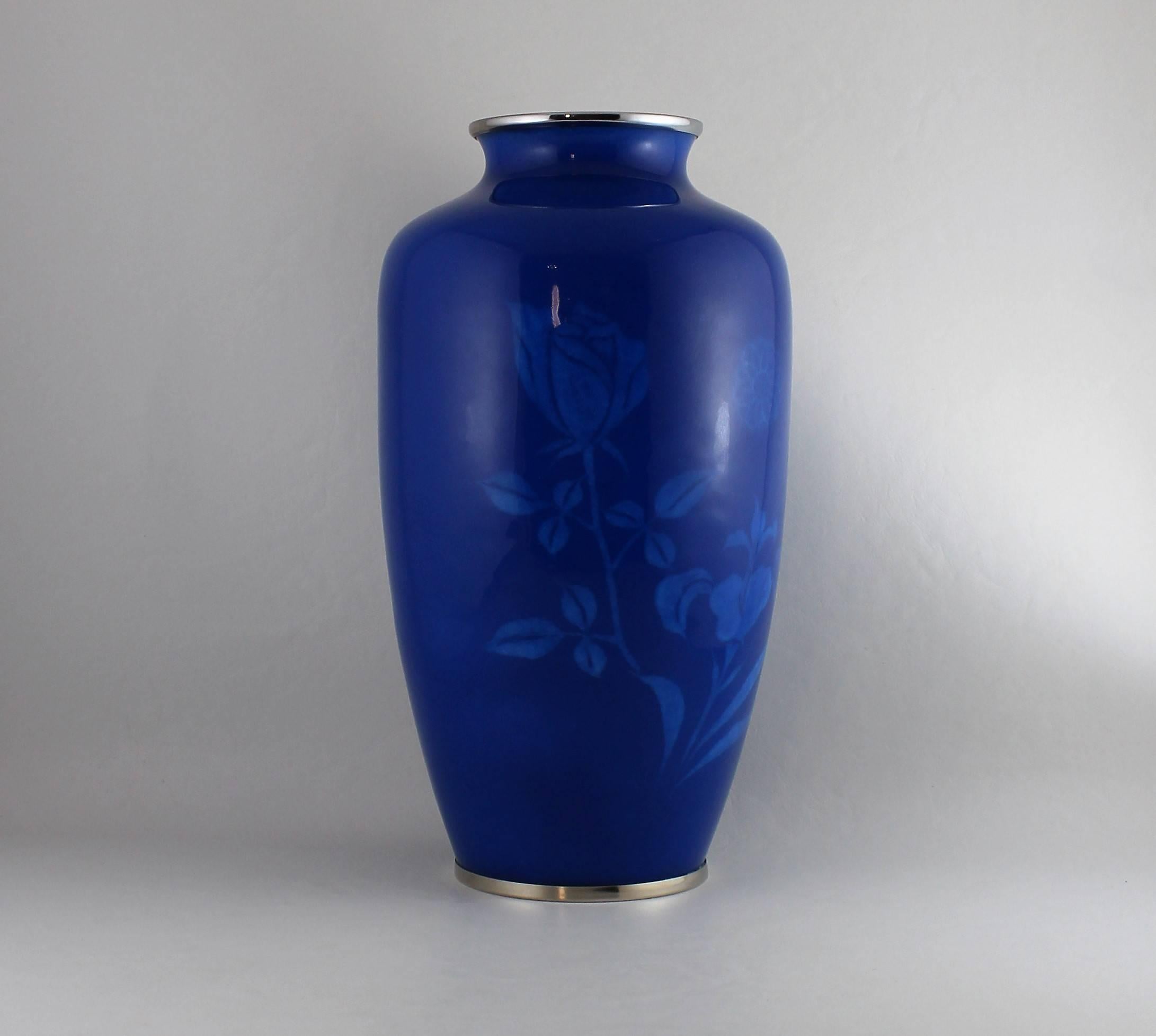 Japanische Wireless Cloisonné-Vase im Zustand „Gut“ im Angebot in Hamilton, Ontario