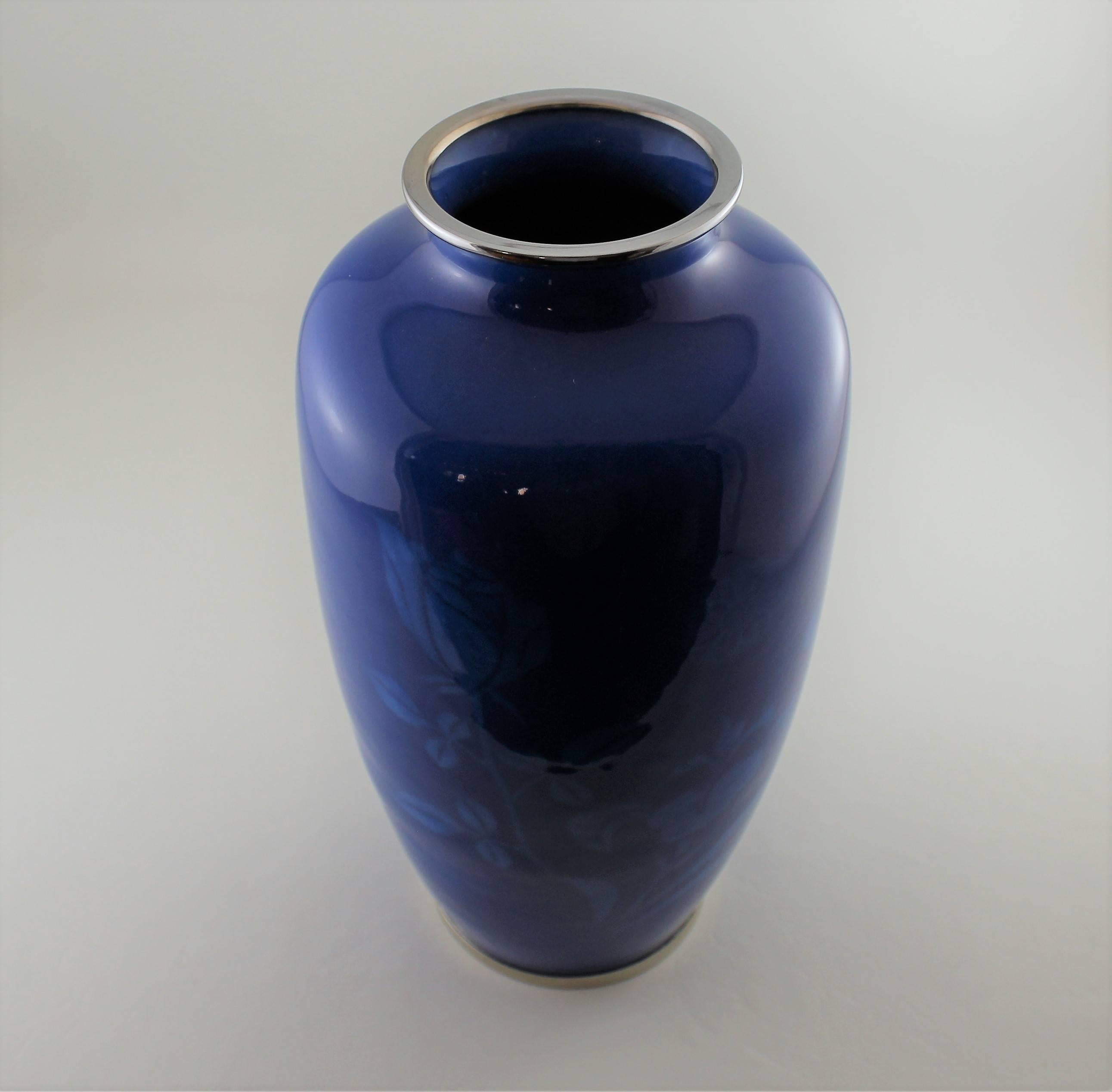 Japanese Wireless Cloisonne Vase For Sale 3