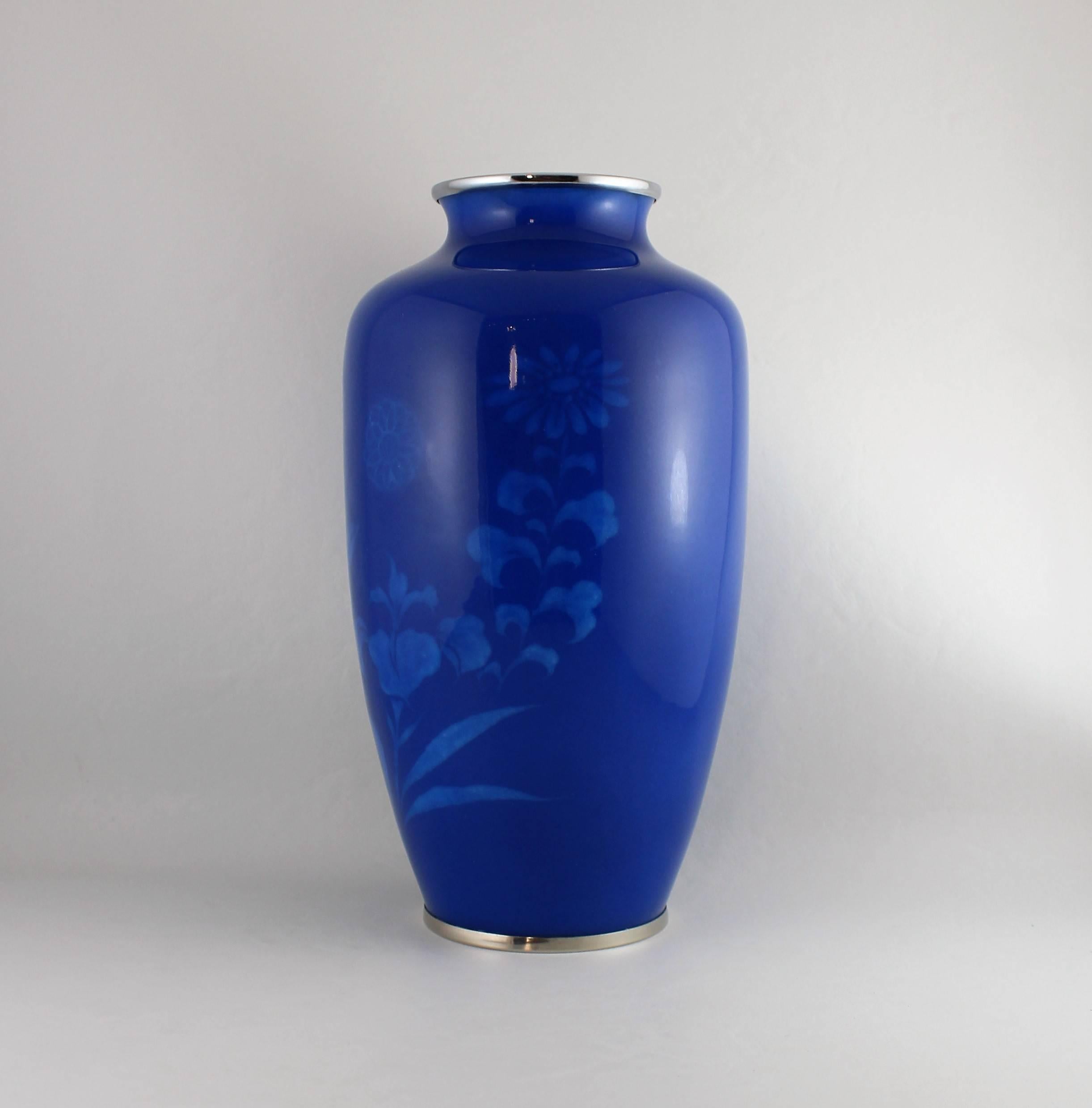 Japanische drahtlose Cloisonne-Vase.