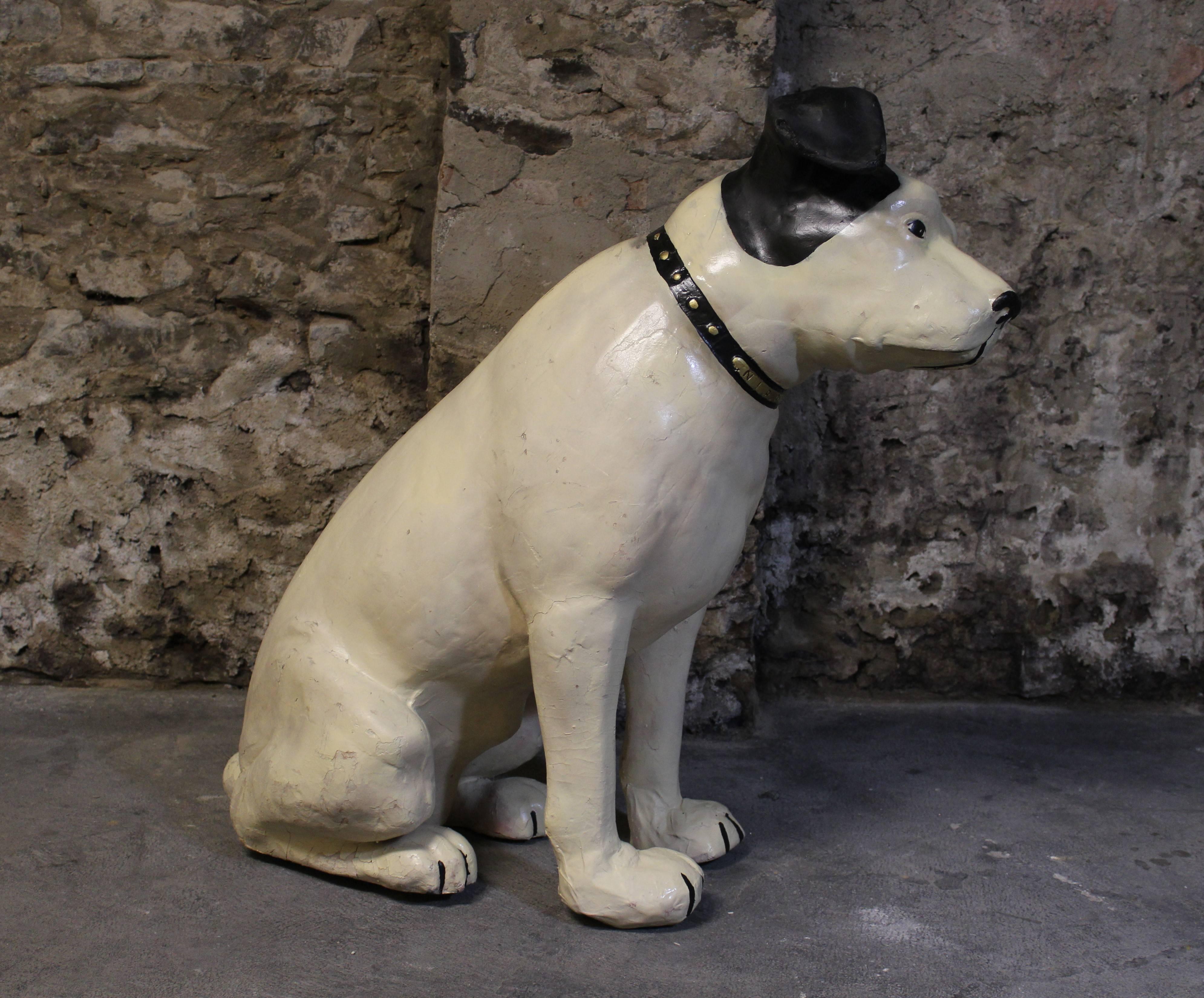 his masters voice dog statue