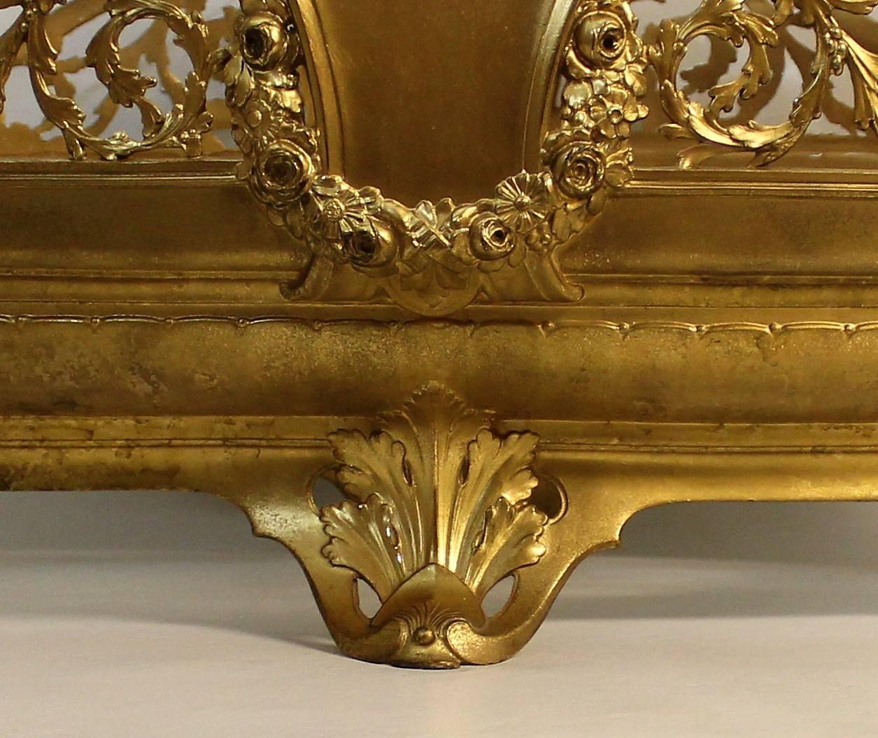 19th Century Gilt Centrepiece with Cut-Glass Insert For Sale 2