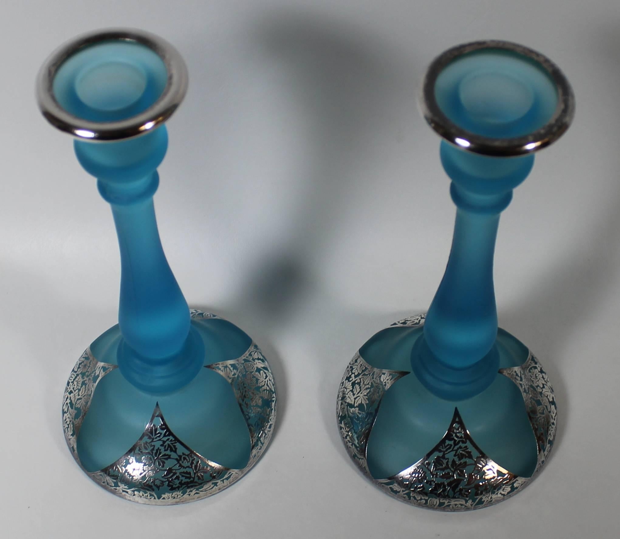 Pair of Art Nouveau Electric Blue Candlesticks with Silver Overlay In Good Condition In Hamilton, Ontario