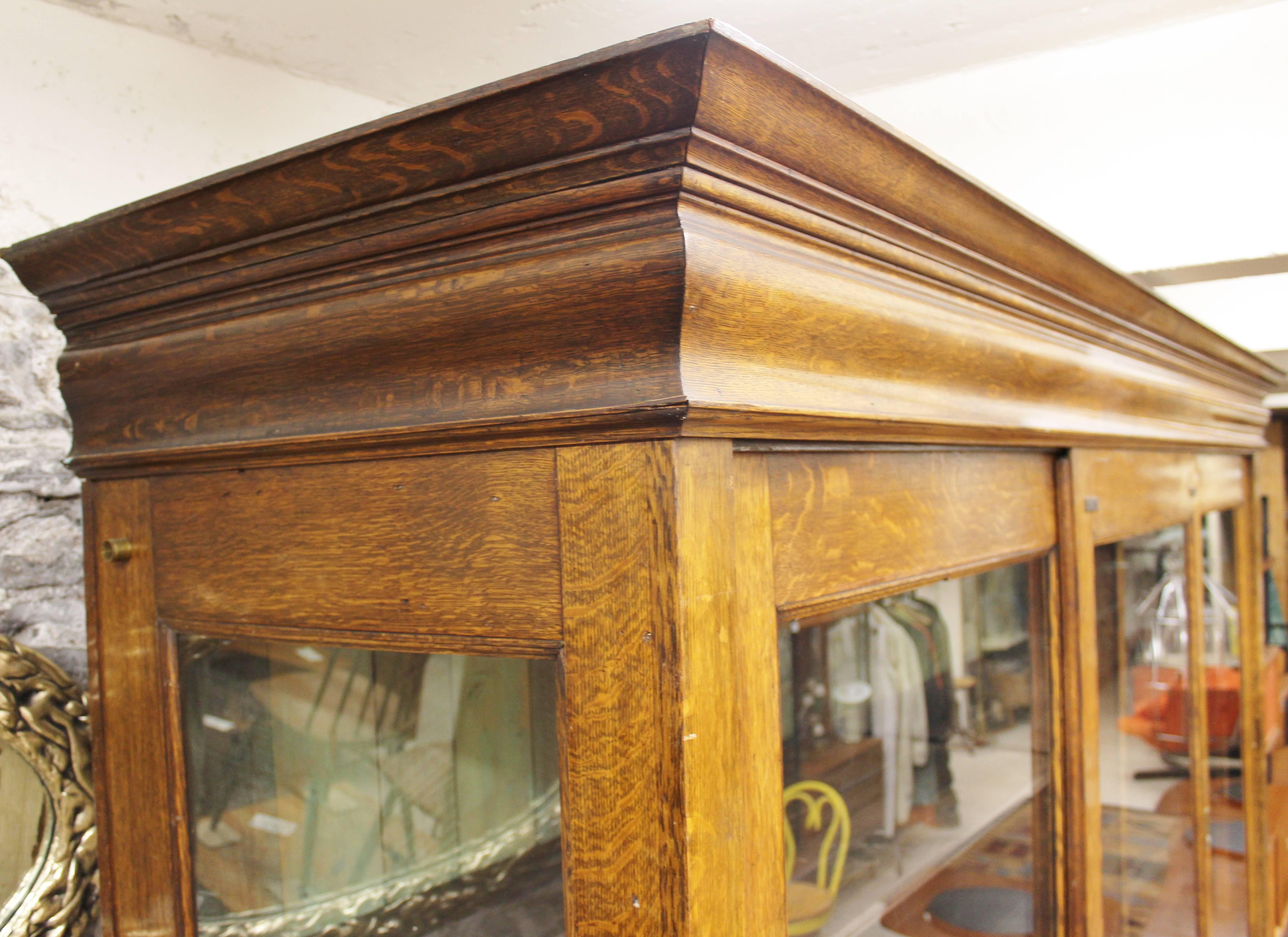 19th Century Large Department Store Showcase or Store Display In Good Condition In Hamilton, Ontario