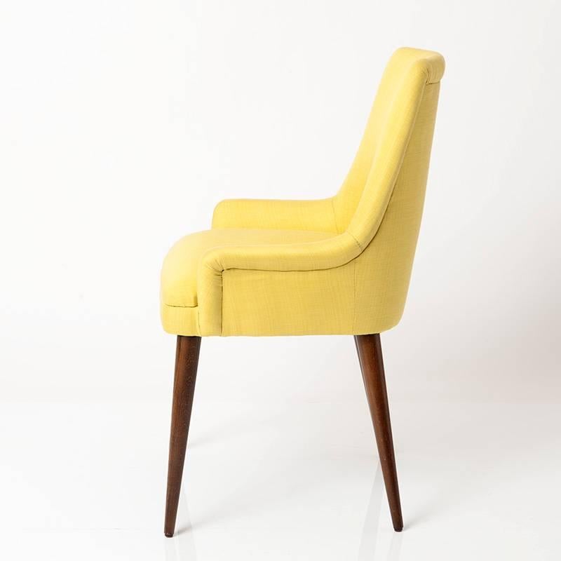 Mid-Century Modern Ruby Chair Fiona Makes For Sale