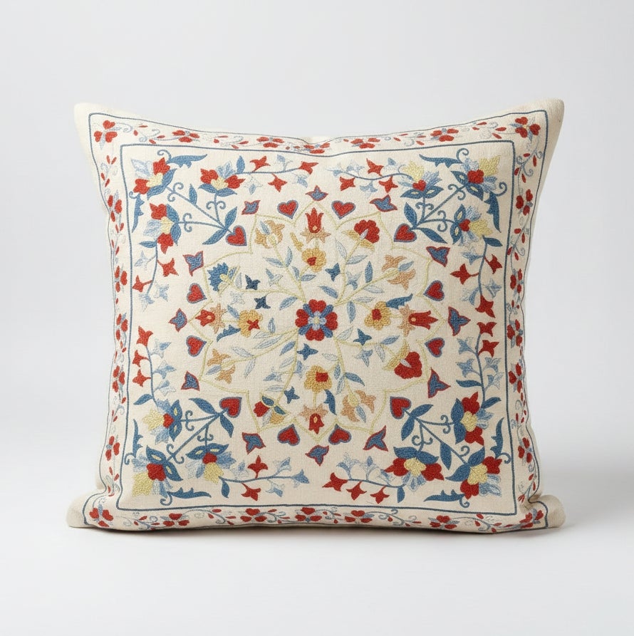 Copricuscino moderno 20 "x21" realizzato in seta. Cuscino ricamato. Cuscino &New