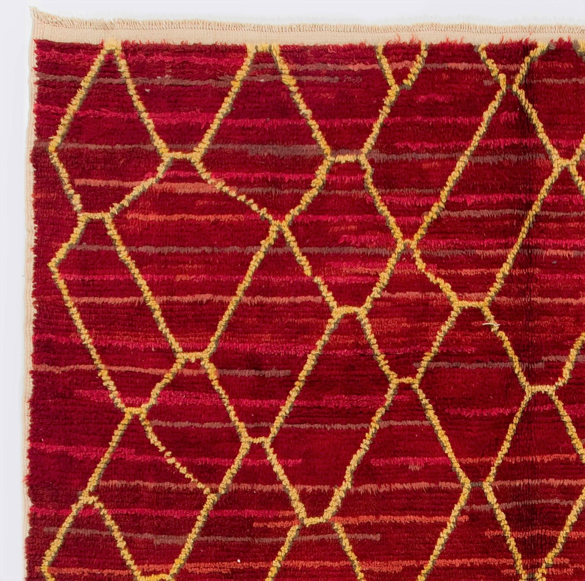 Mid-Century Modern Contemporary Moroccan Wool Rug in Red, Pink and Yellow