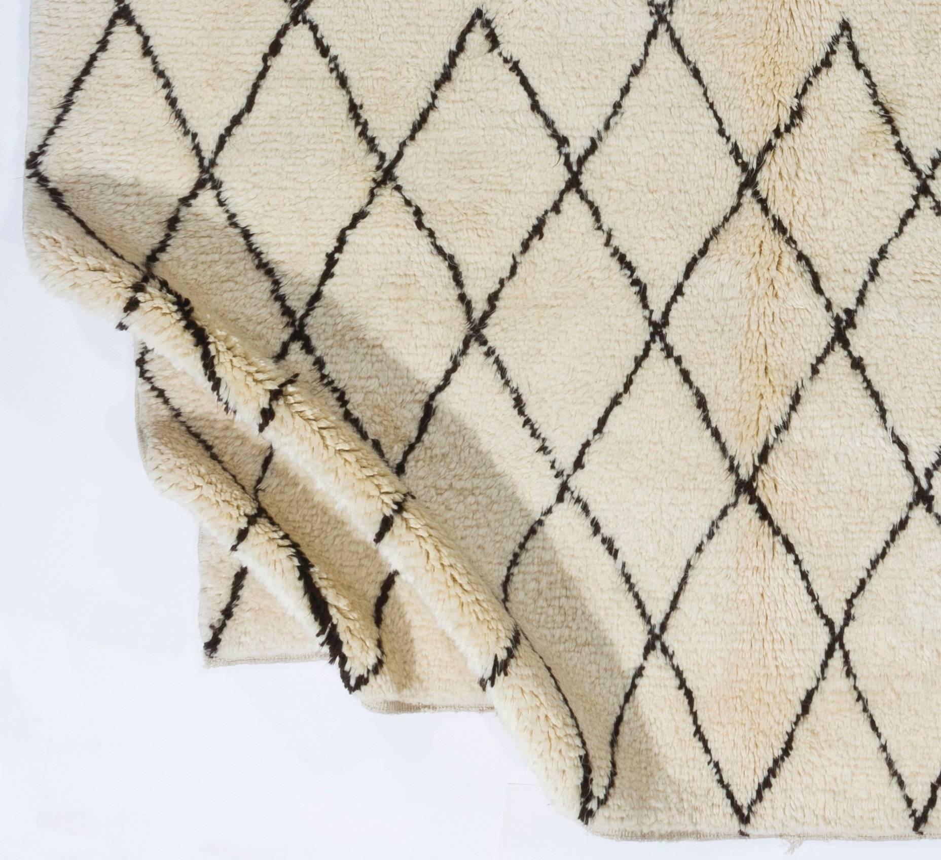 Scandinavian Modern Beni Ourain Moroccan Tulu Rug Made of All Natural Wool. CUSTOM OPTIONS Available For Sale