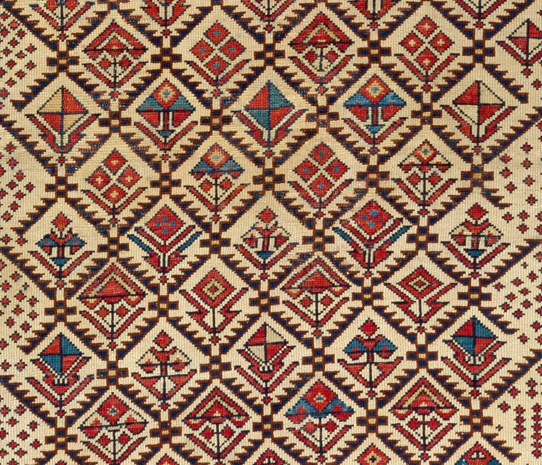 Antique Caucasian Daghestan Prayer rug.