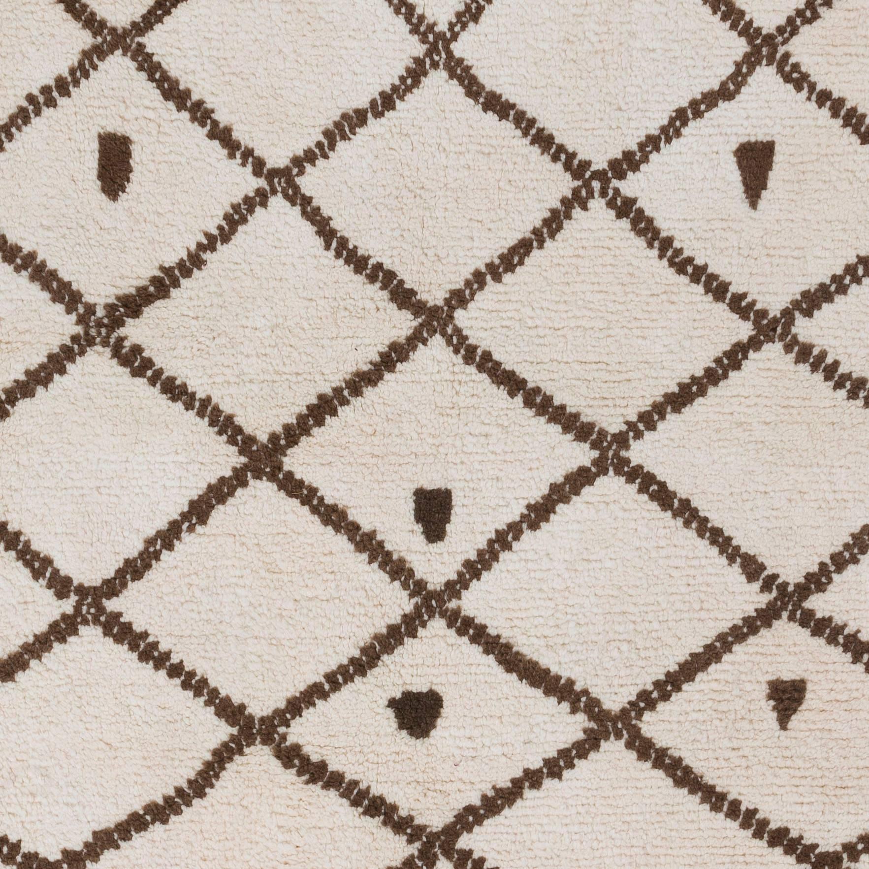 Marokkanischer Shaggy-Wollteppich. Quadratischer handgefertigter Tulu-Teppich. Kundenspezifische Optionen verfügbar (Handgeknüpft) im Angebot