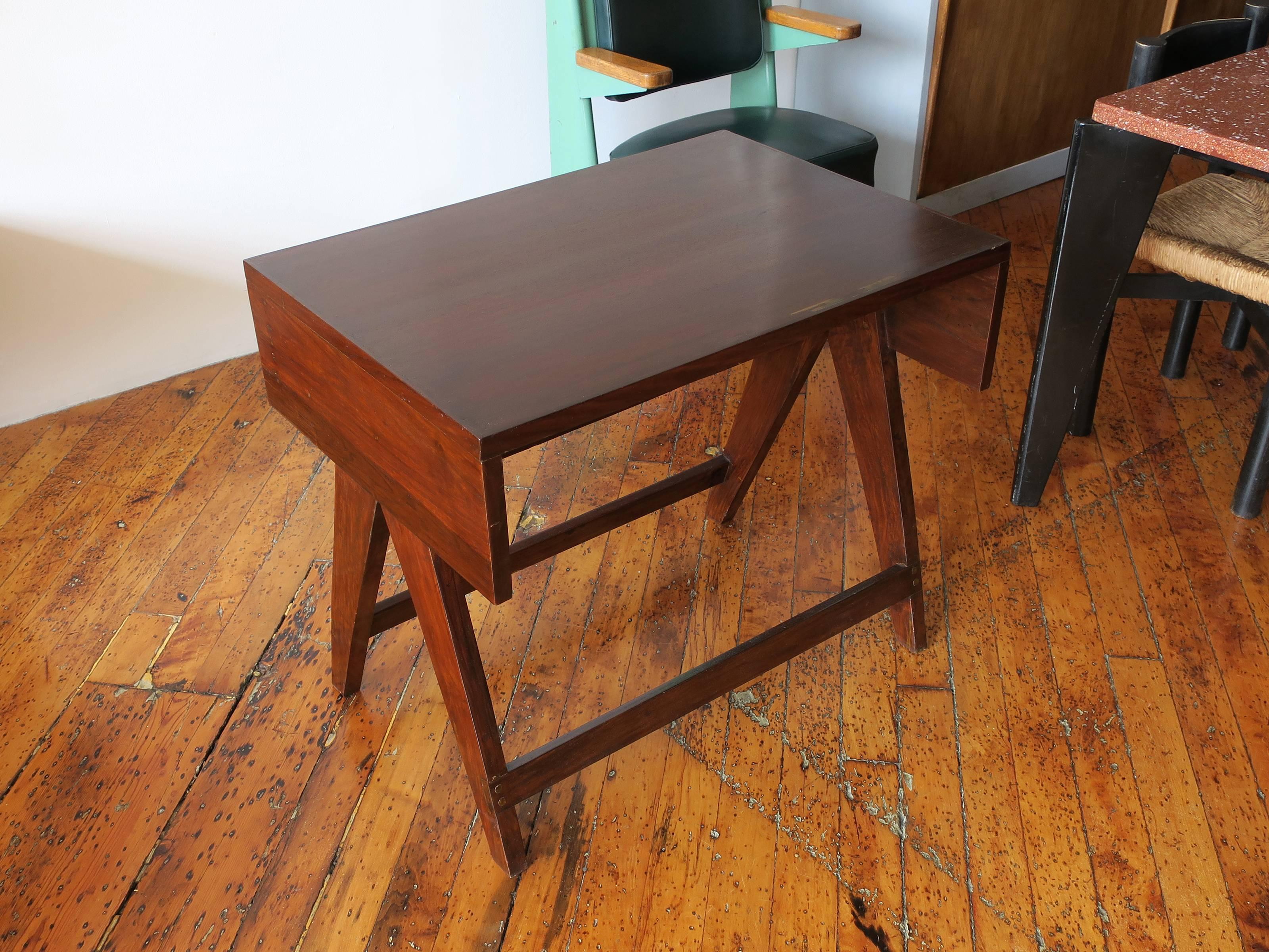 PIERRE JEANNERET Desk from the Administrative Building of Chandigarh In Excellent Condition In Brooklyn, NY