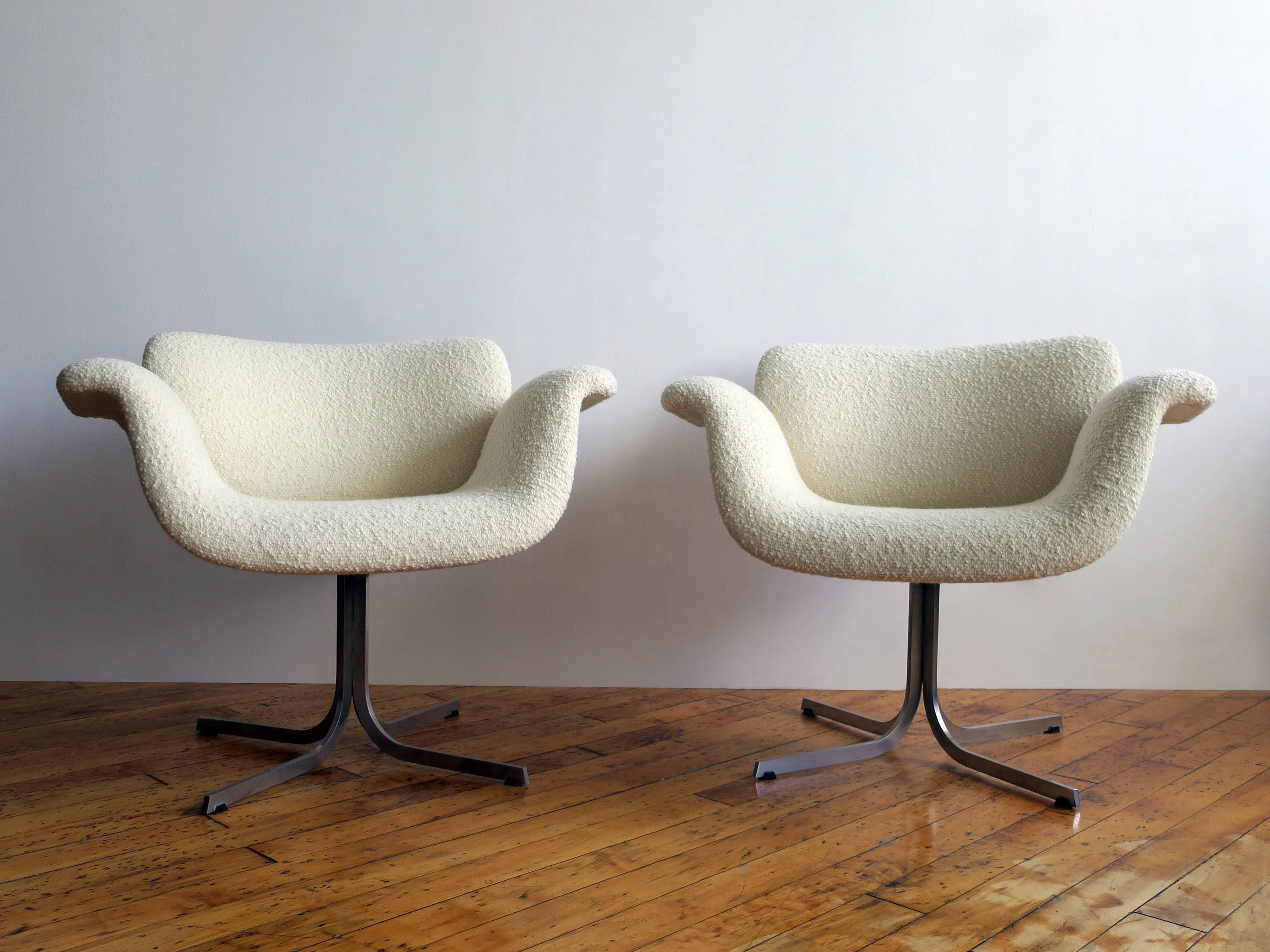 Hard to find, pair of early Tulip lounge chairs, Model F543, designed by Pierre Paulin for Artifort, circa 1965. New bouclé upholstery.