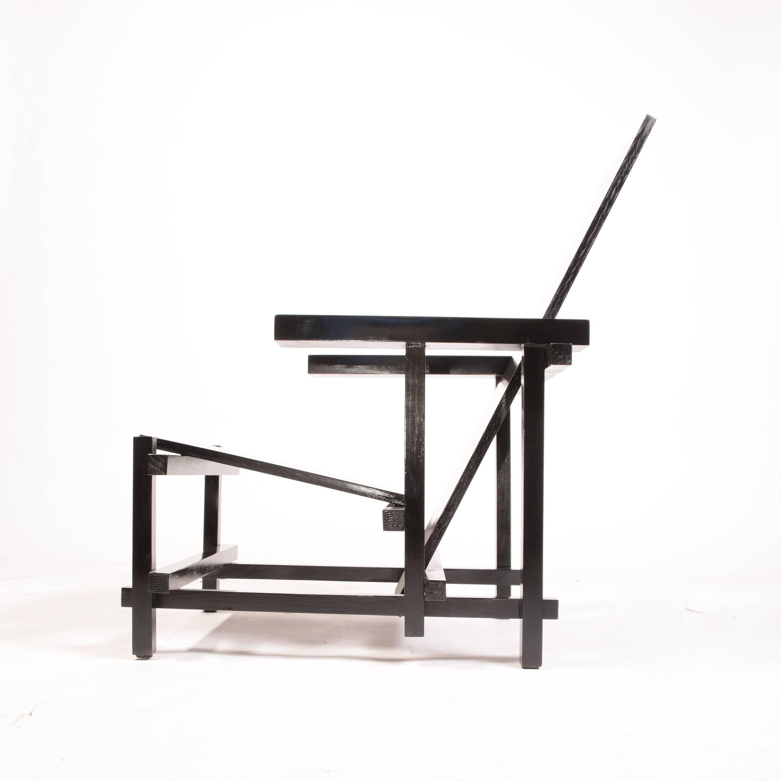 Bauhaus Vintage Gerrit Rietveld Chair in Black