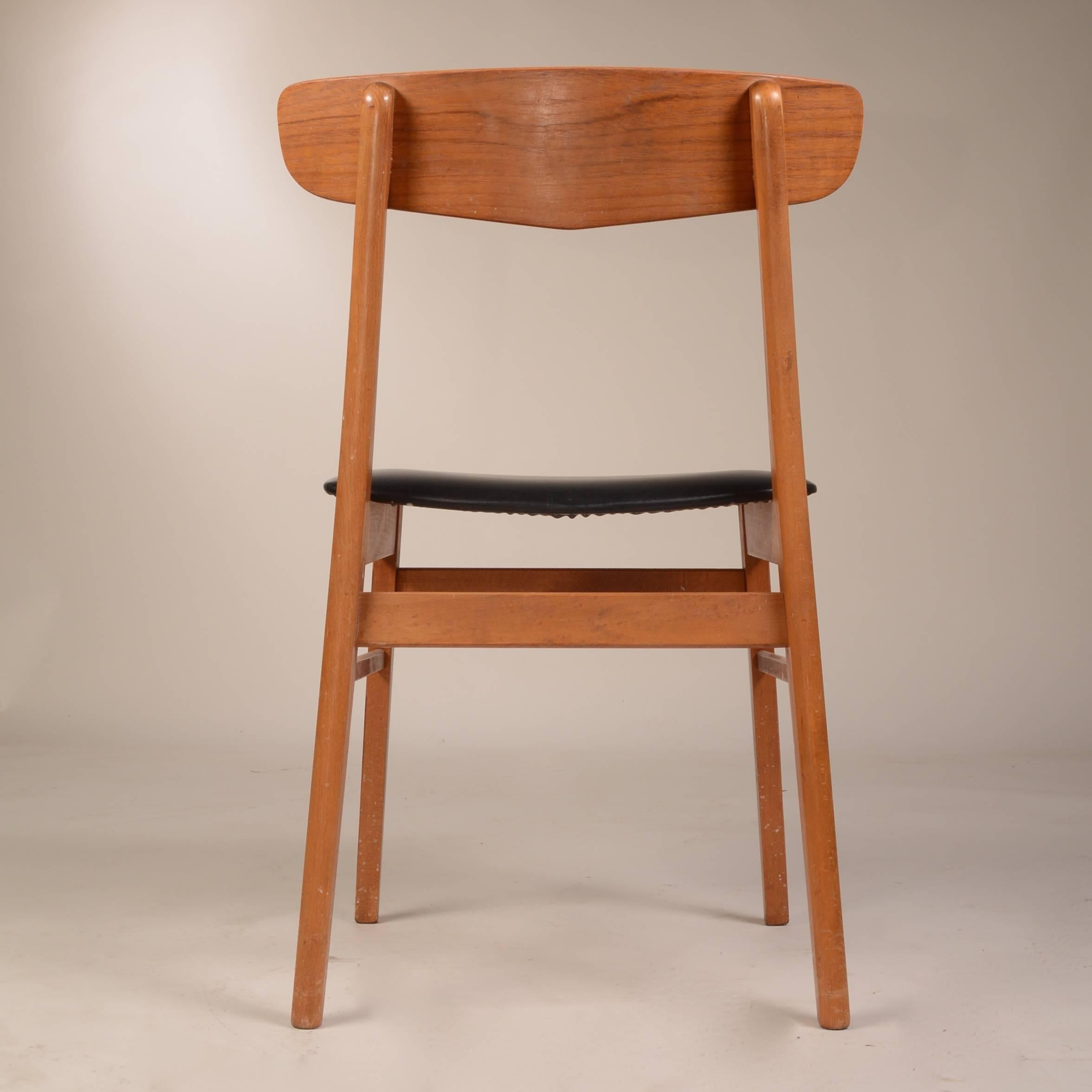 Set of Four Teak and Birch Danish Dining Chairs For Sale 2