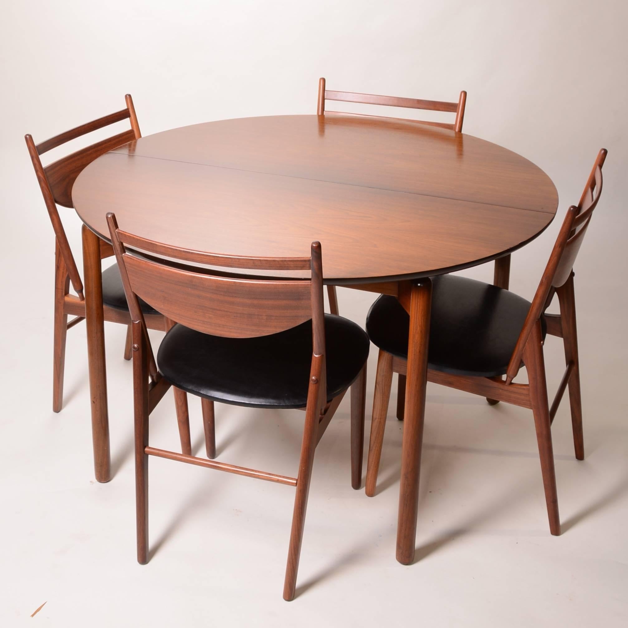 Greta Grossman Round Walnut Dining Table by Glenn of California 3