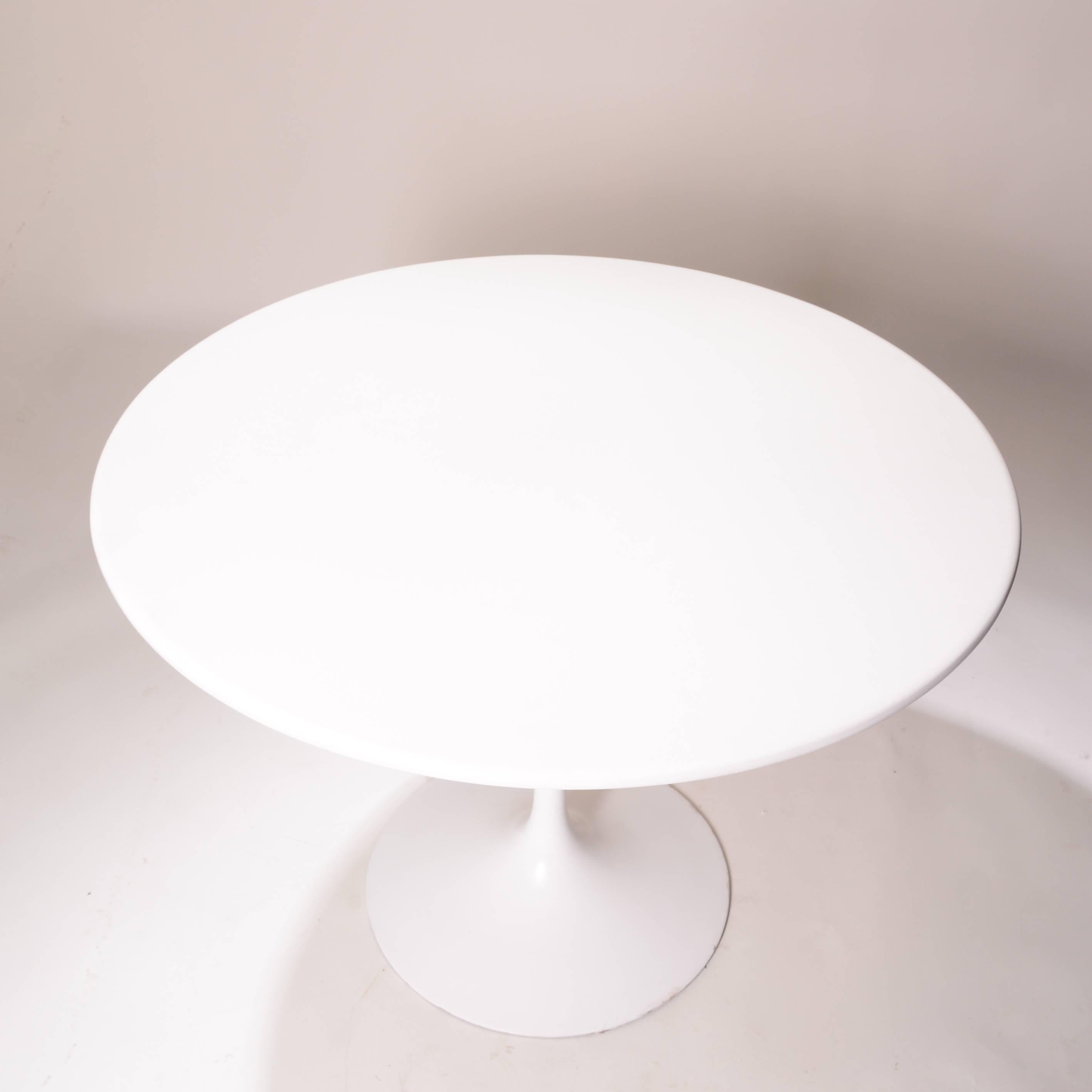 Mid-20th Century Early Production 'Tulip' Table by Eero Saarinen for Knoll Associates