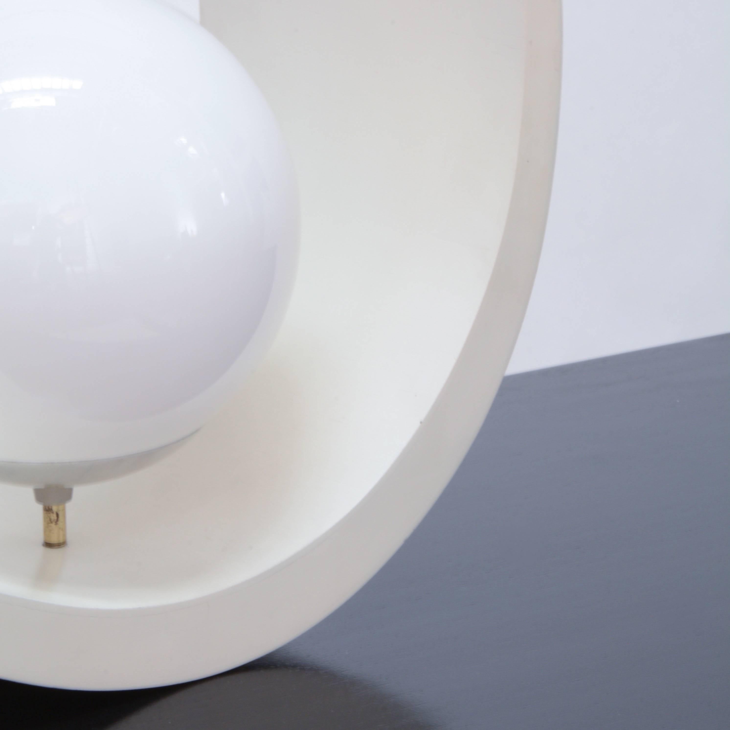 Mid-20th Century Sculptural Table Lamp in the Manner of Milo Baughman