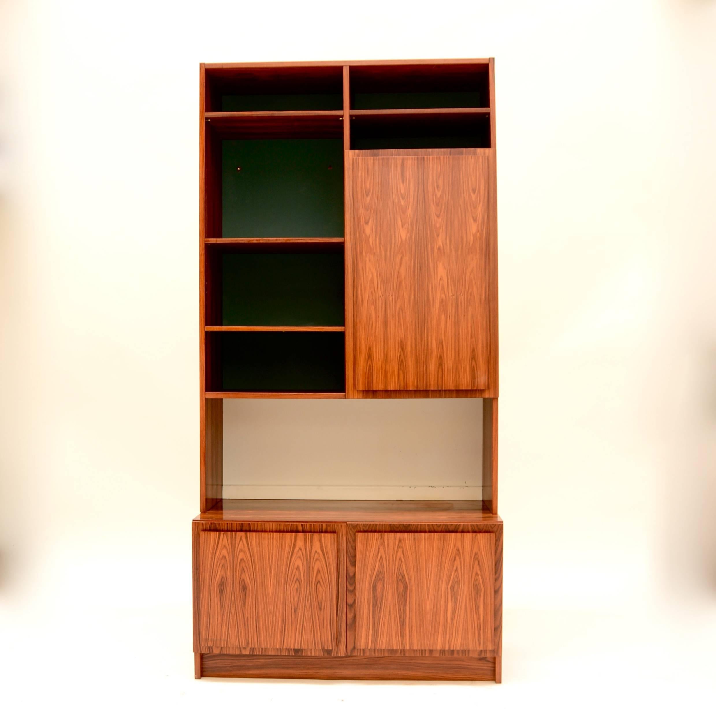 Beautiful and versatile cabinet with removable hutch in Brazilian rosewood. In excellent condition.