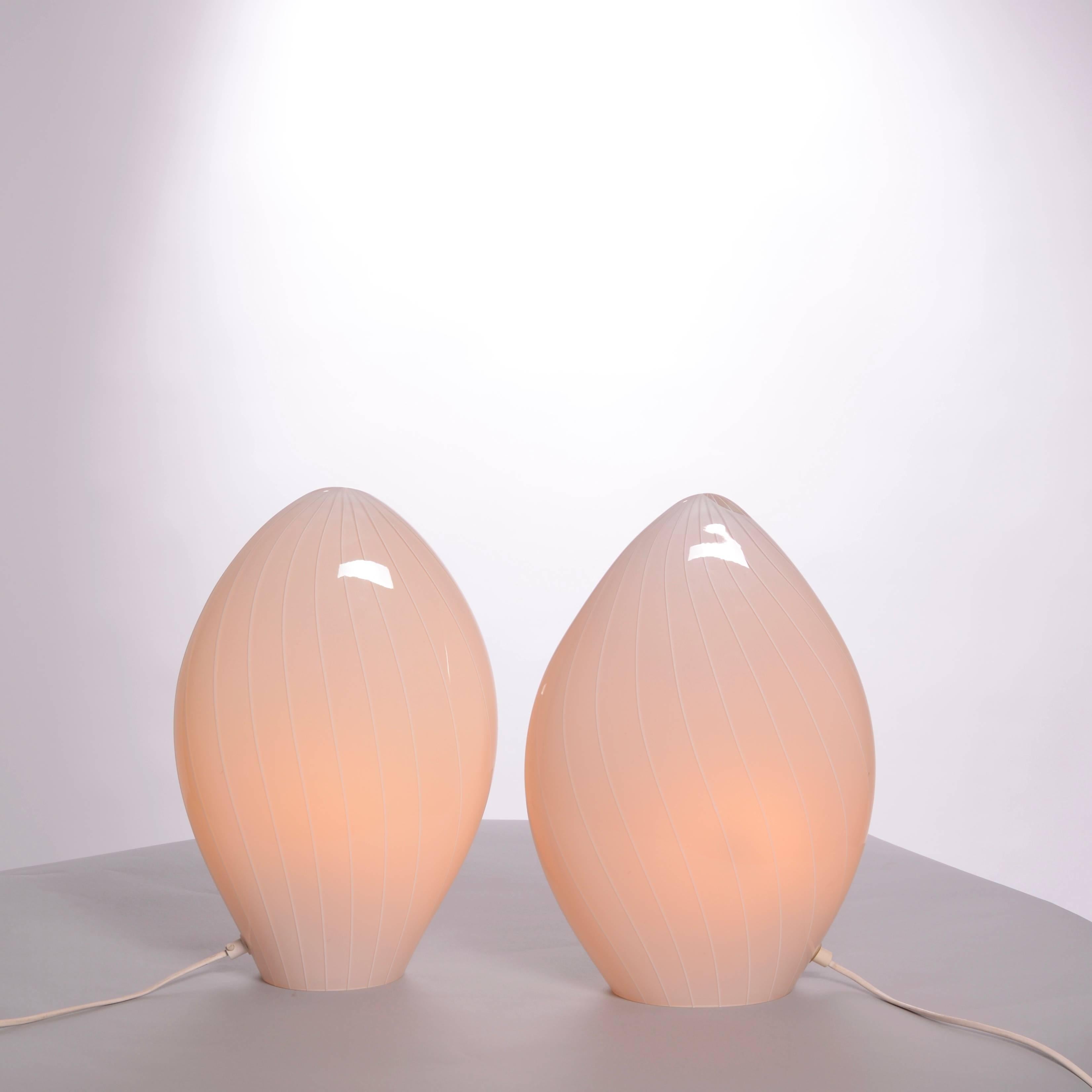 Pair of Italian Modern Vetri Murano Hand Blown Table Lamps In Excellent Condition In Los Angeles, CA