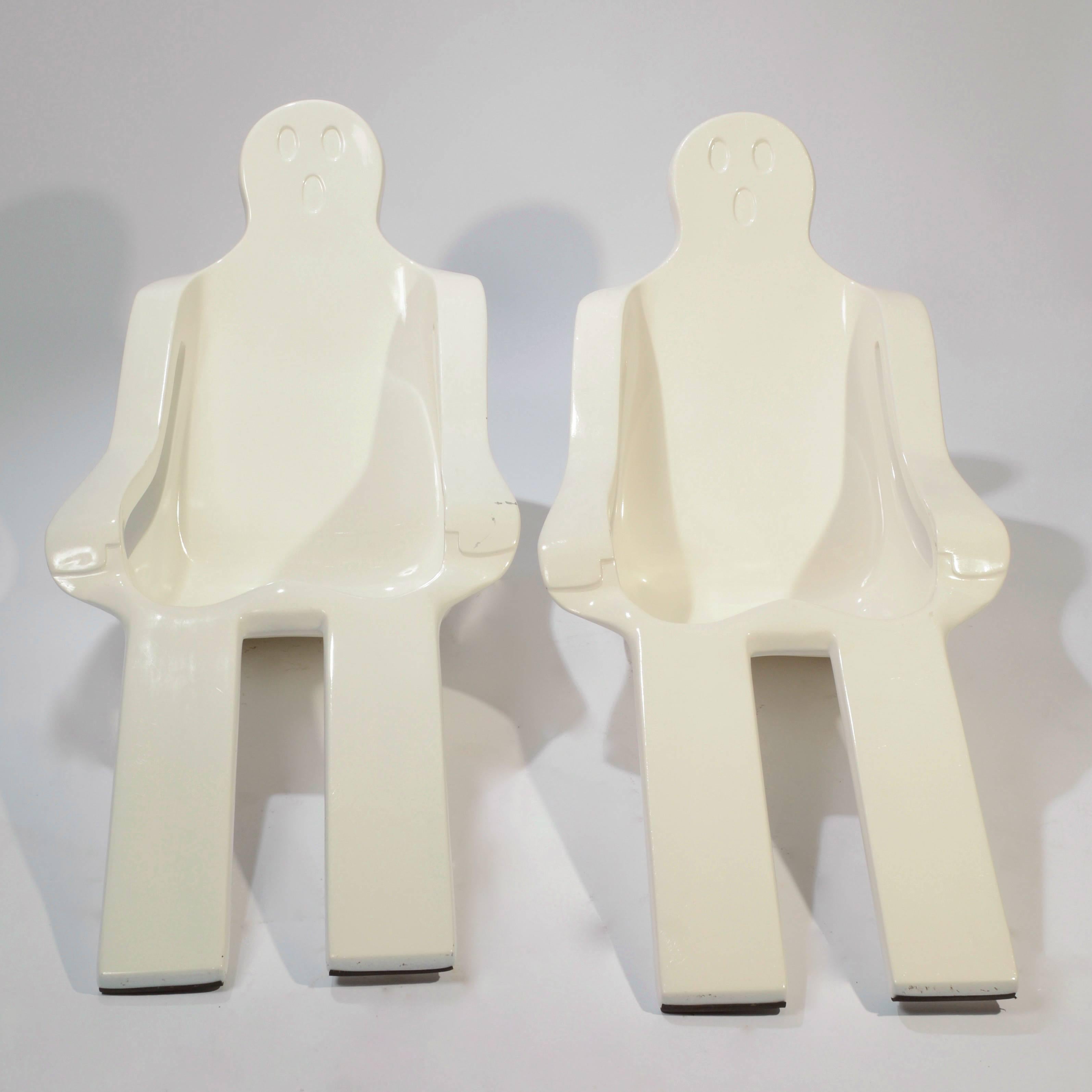 Set of Two Custom Anthropomorphic Fiberglass Chaises Lounge Chairs In Good Condition In Los Angeles, CA