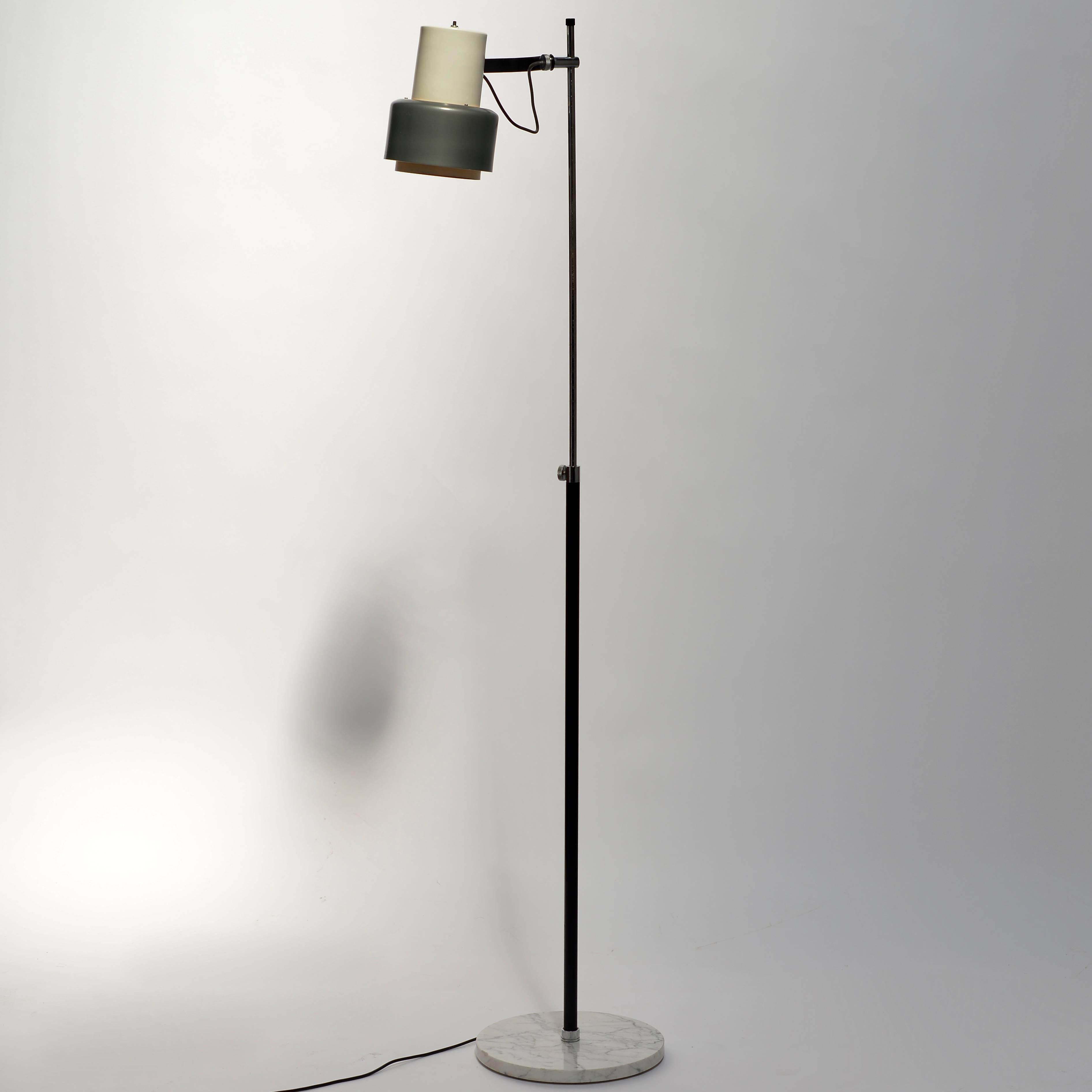 Italian Modern Adjustable Floor Lamp by Arredoluce 2