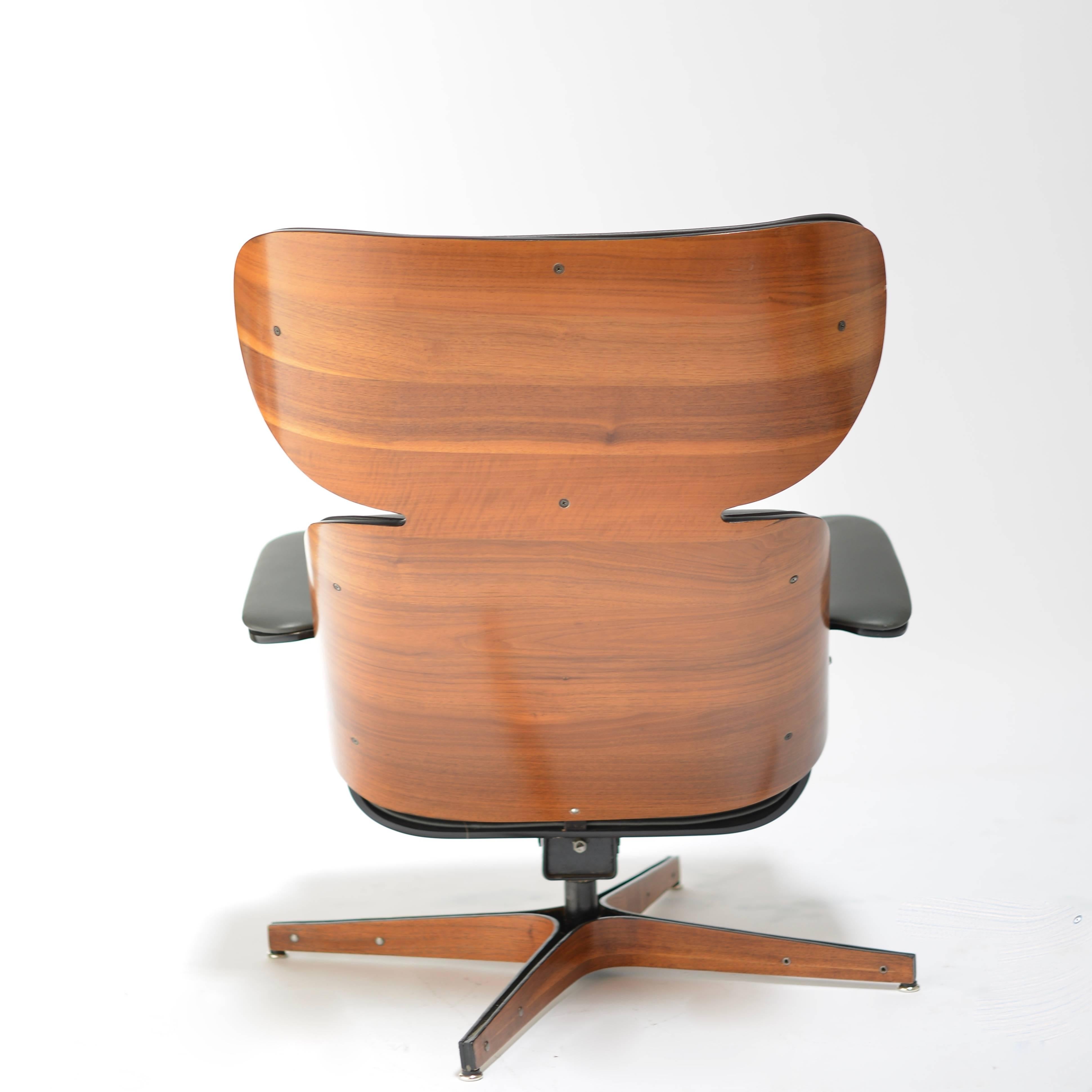 Faux Leather Mr. Chair by George Mulhauser for Plycraft