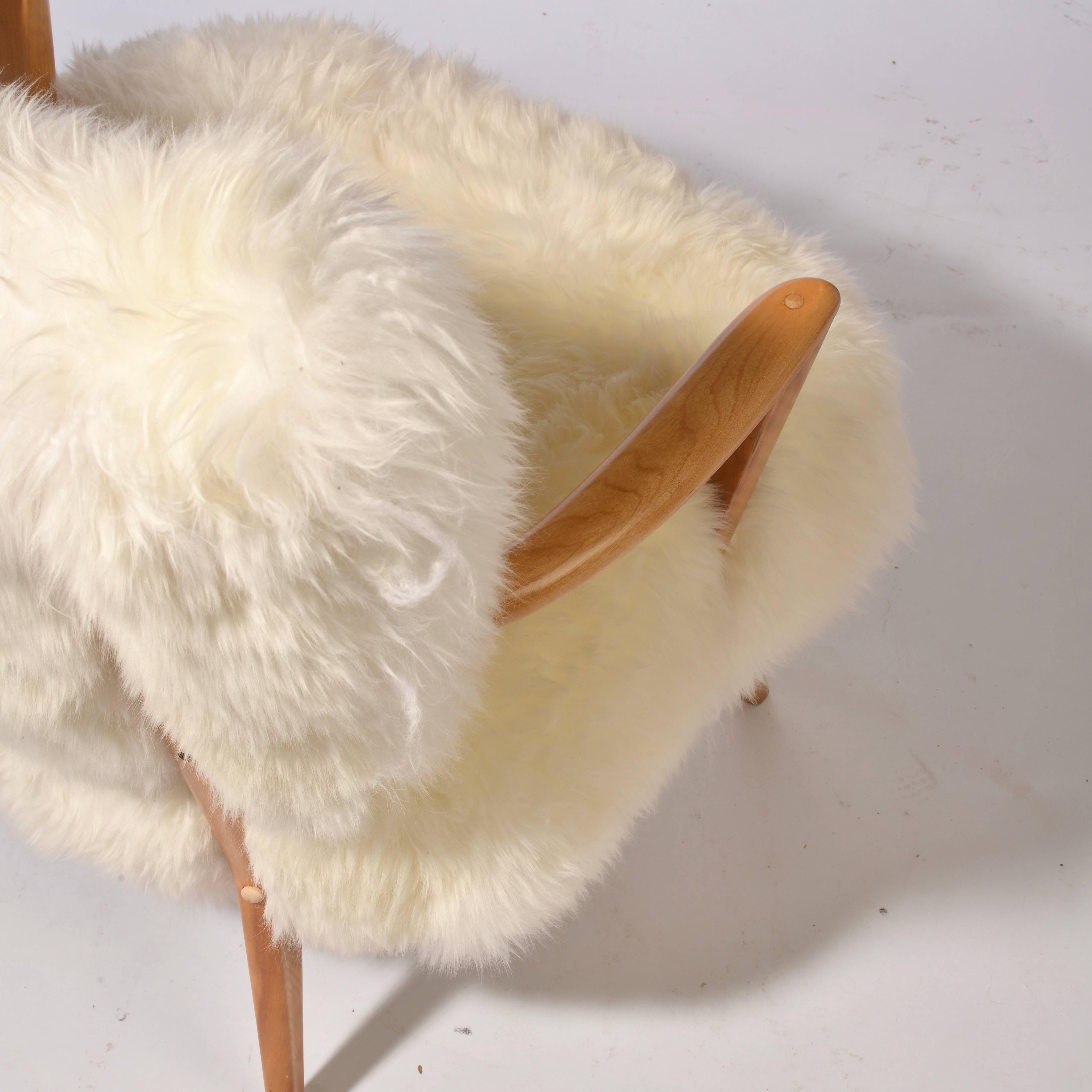 Mid-20th Century Sheepskin and Maple Heywood Wakefield Lounge Chair
