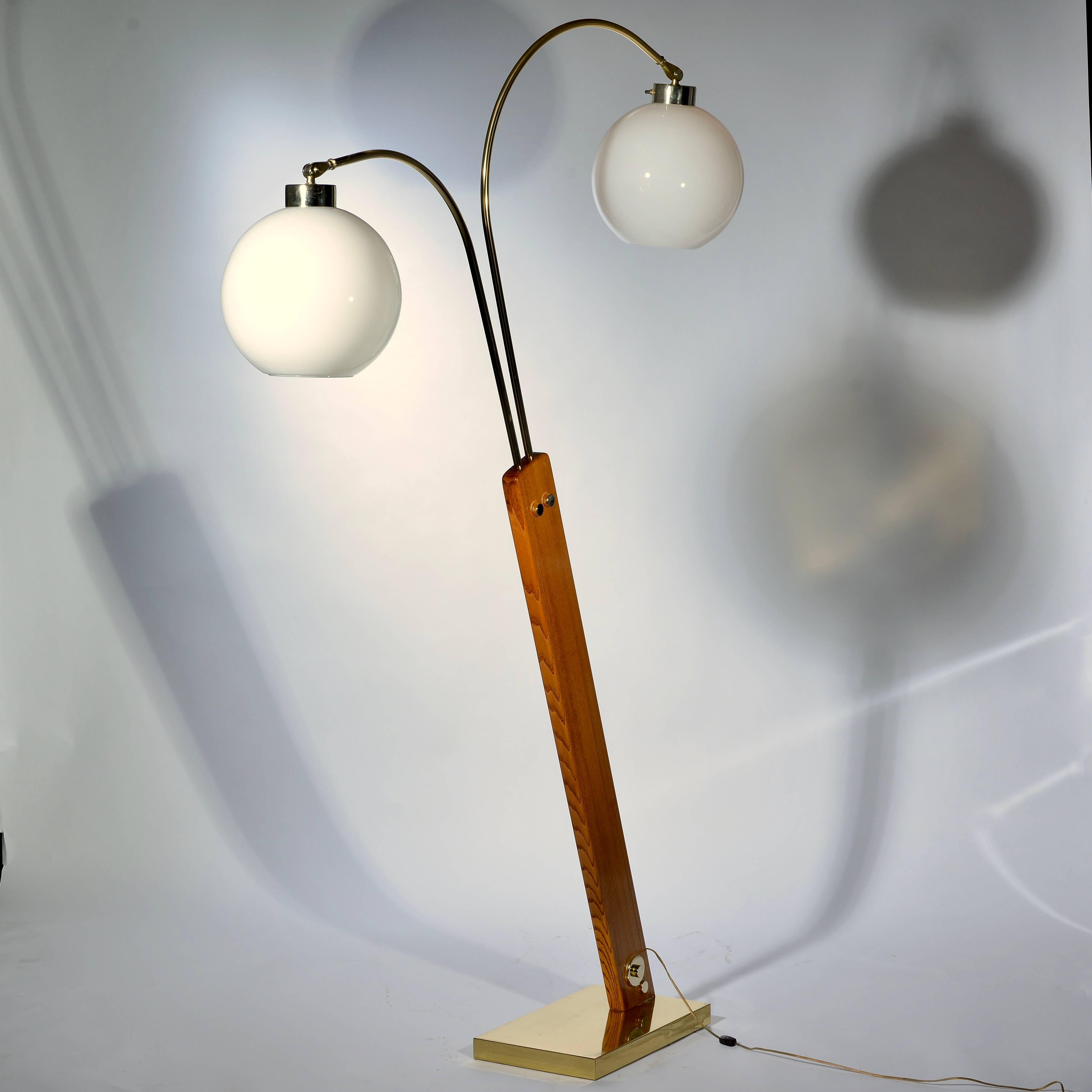 This is an amazing late 1970s floor lamp by Nova of California.