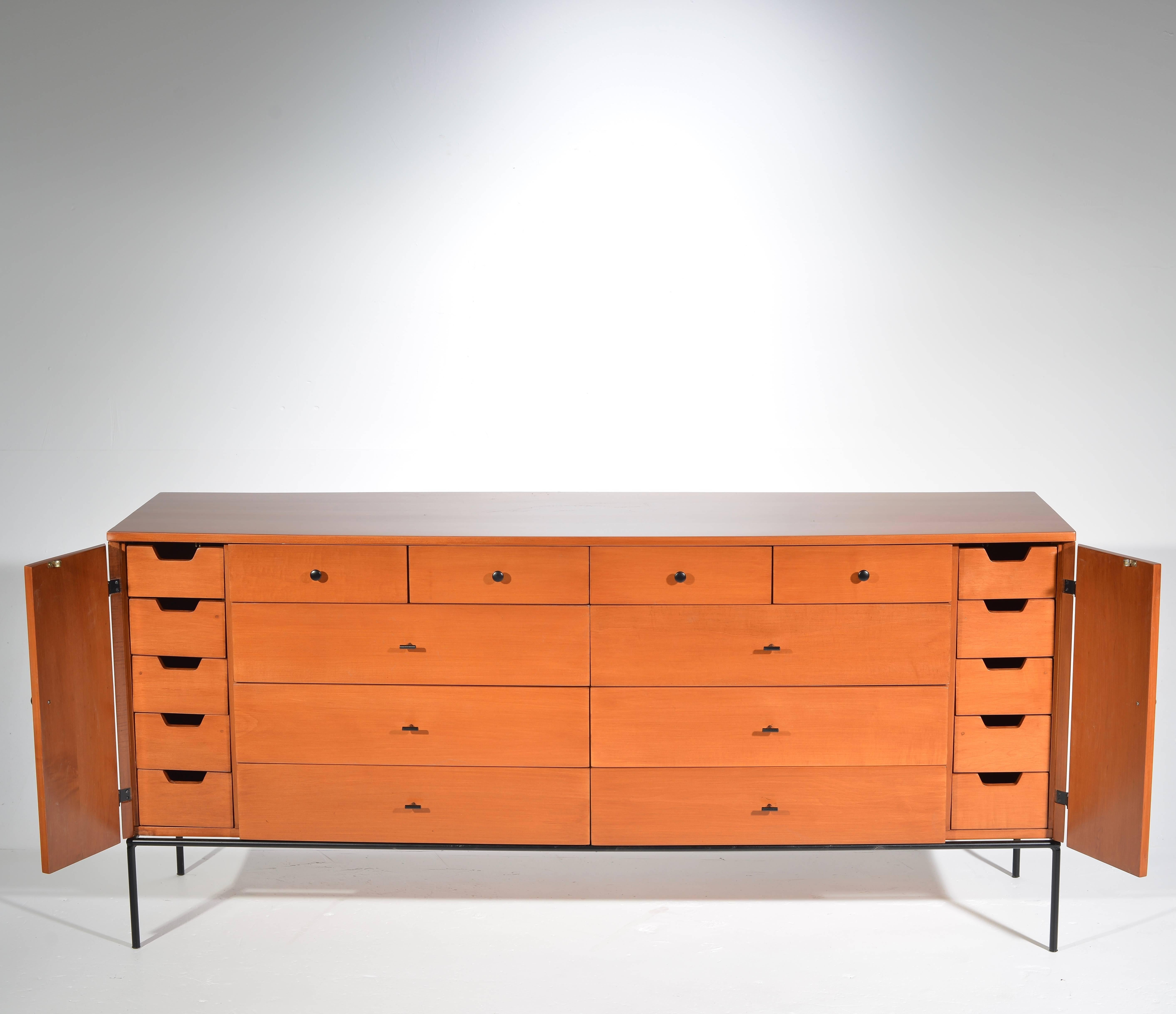 American Rare 20 Drawer Dresser by Paul McCobb for Planner Group