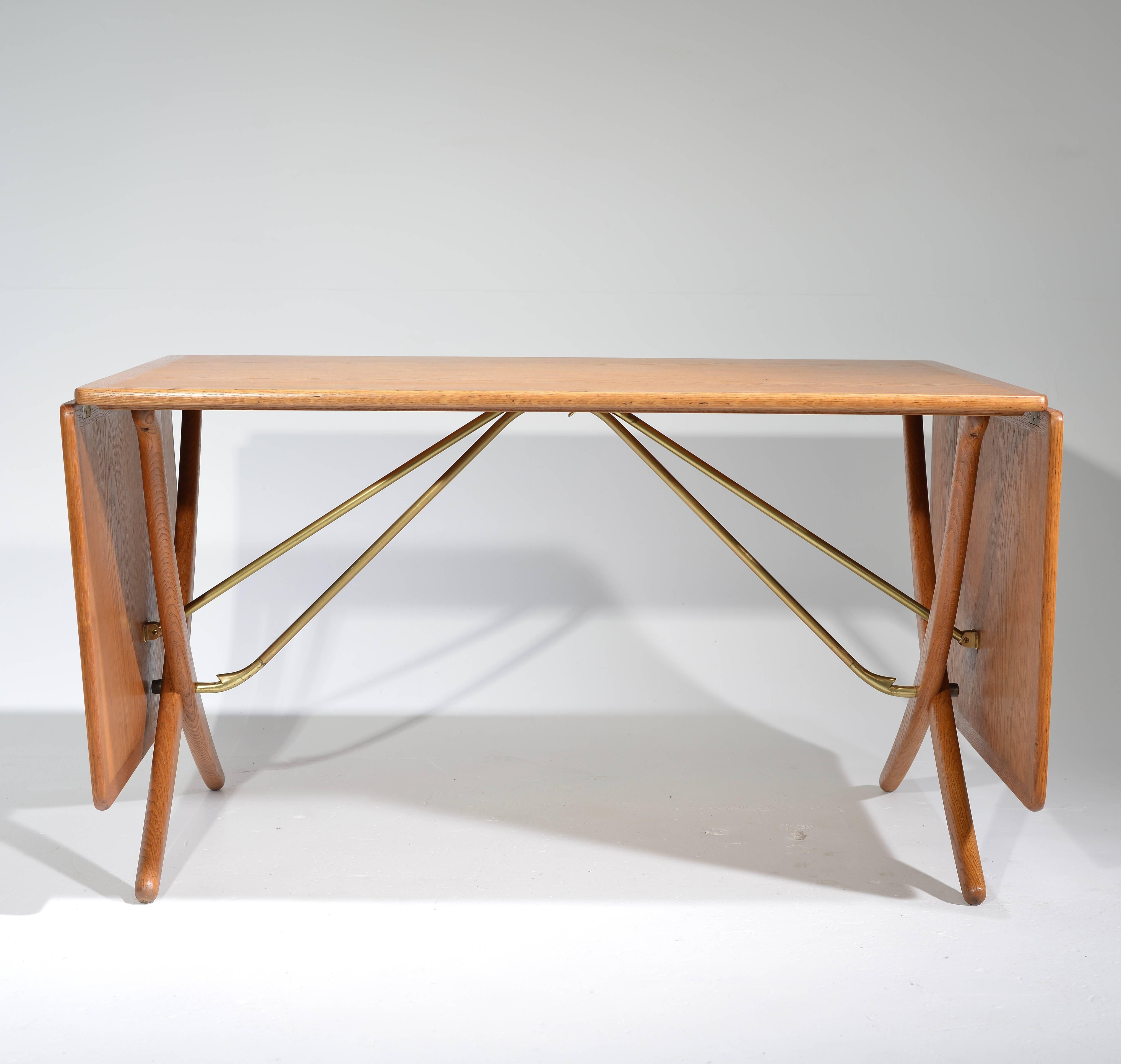 Oiled Early Hans Wegner Oak Dining Table Model AT-304 by Andreas Tuck in Denmark For Sale