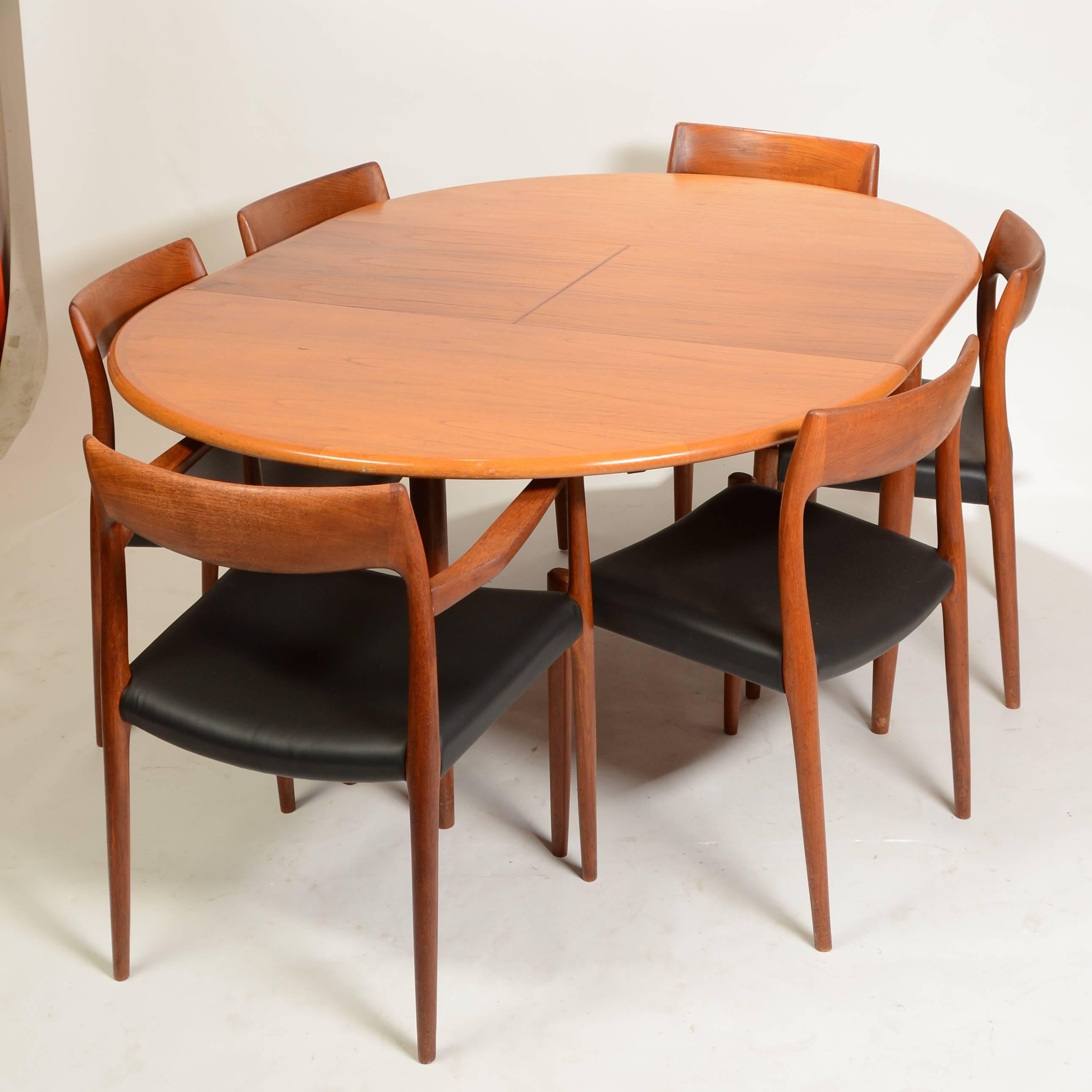 Mid-20th Century Niels Otto Moller for J. L. Moller #15 Teak Table with Butterfly Leaf