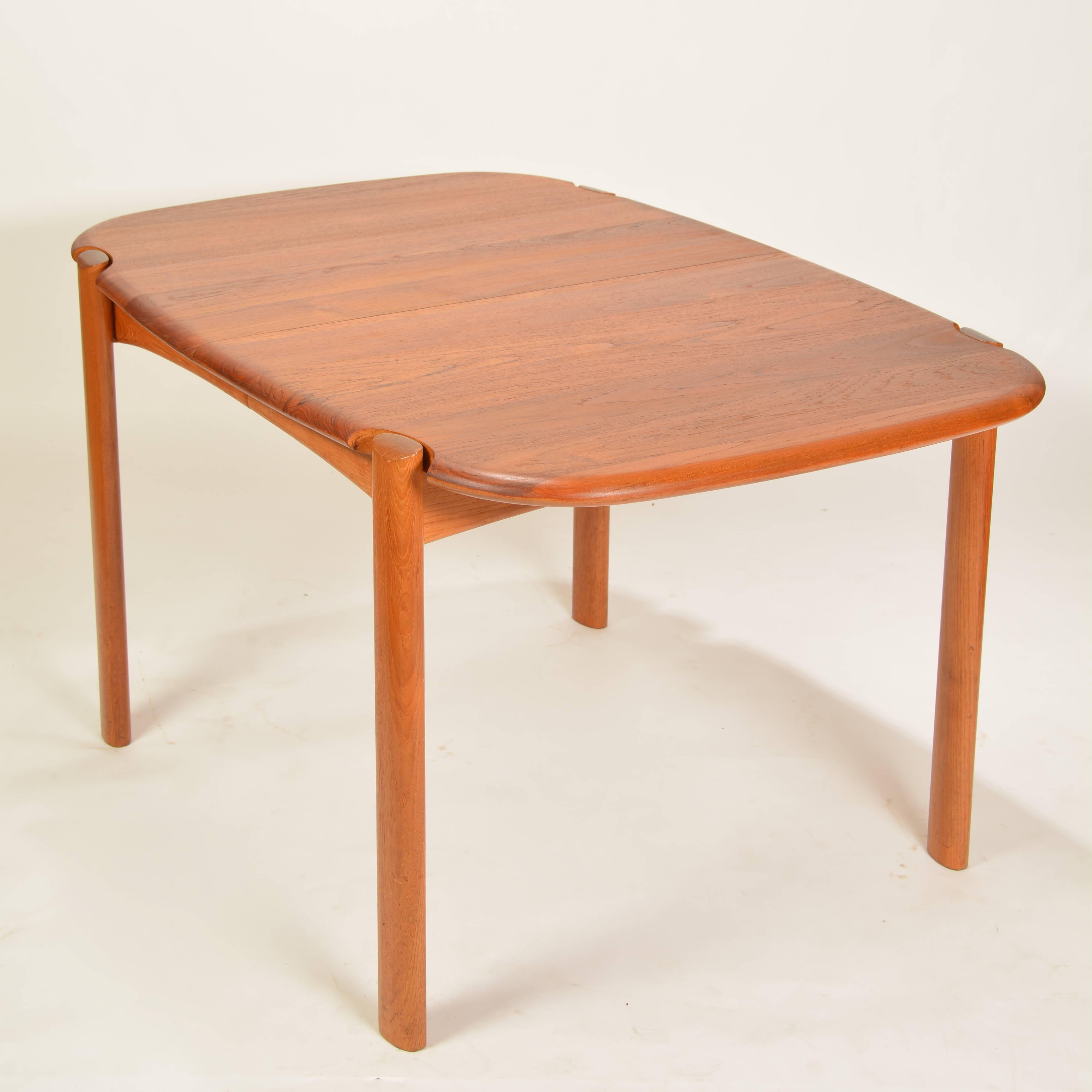 Scandinavian Modern Solid Teak Danish Modern Dining Table with Two Extension Leaves