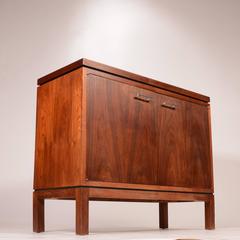 Bar d'appoint en noyer Linear de Paul McCobb par Calvin