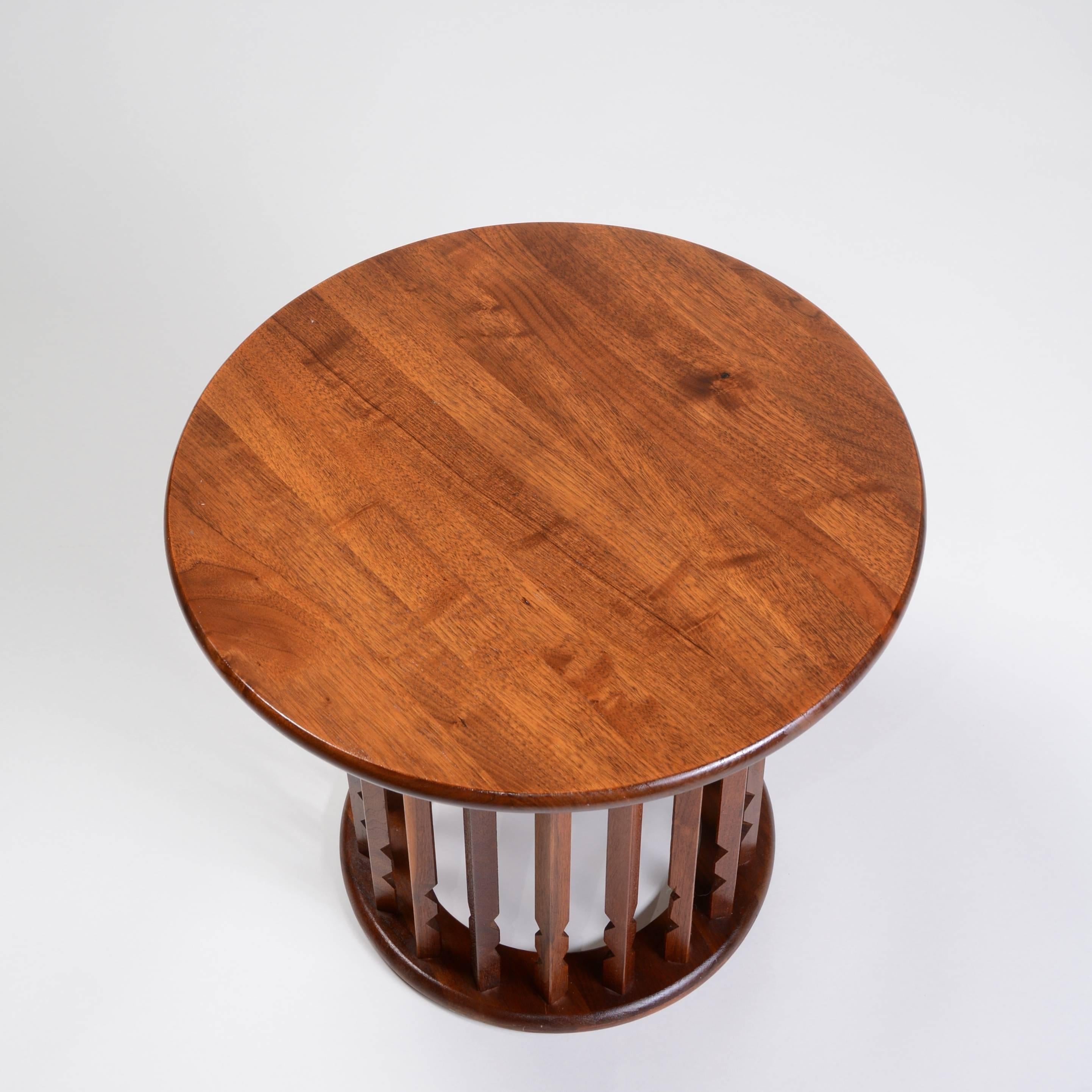 Mid-20th Century Solid Walnut Modern End Table in the Style of Arthur Umanoff