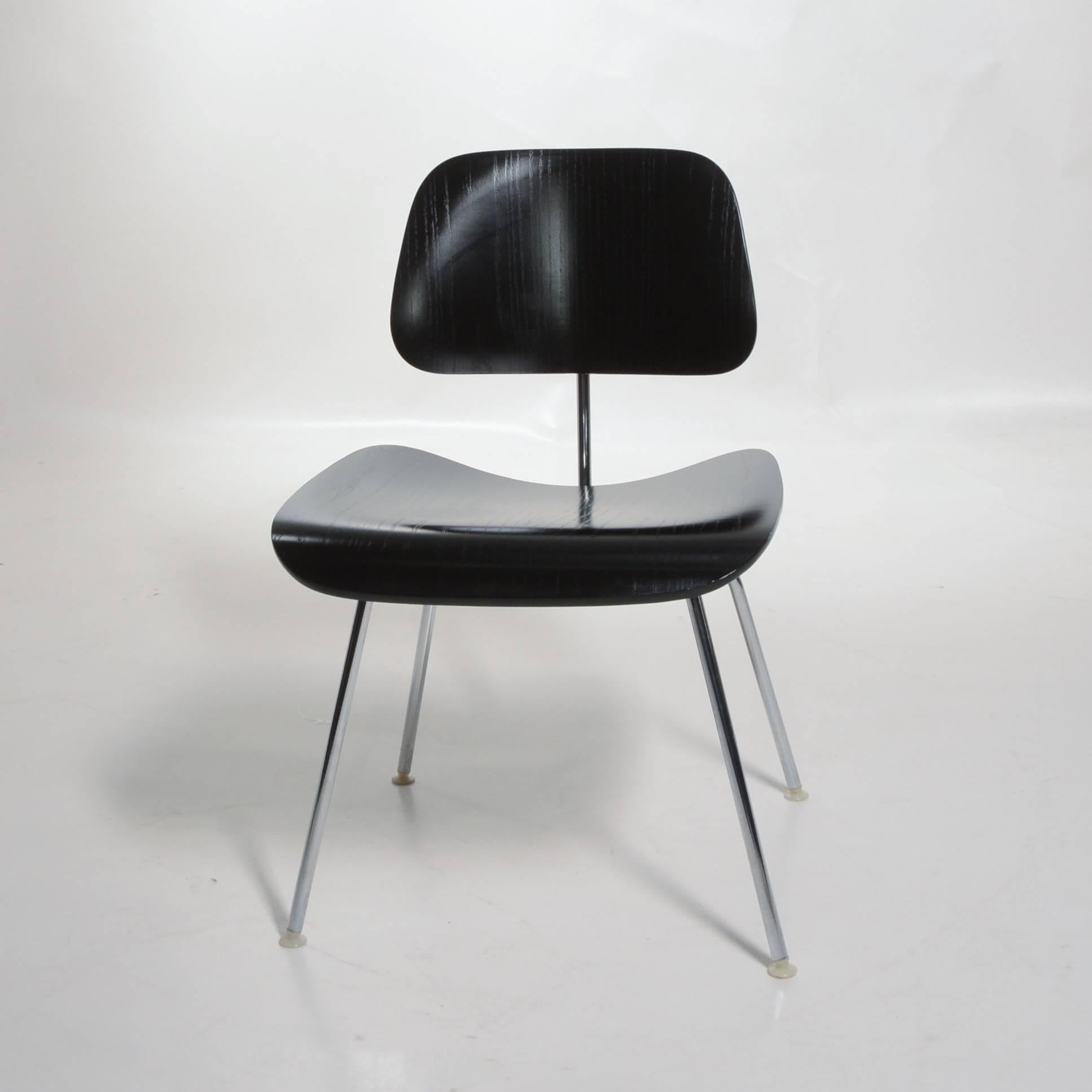 eames dcm dining chair