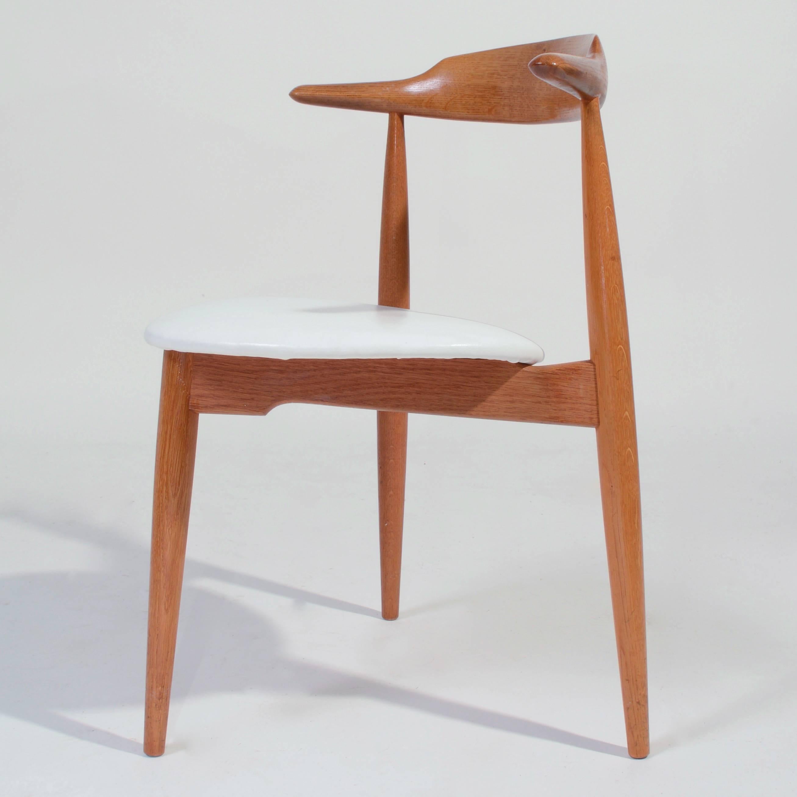Mid-20th Century Hans Wegner Heart Chair FH 4103 in Oak and Cow Hide