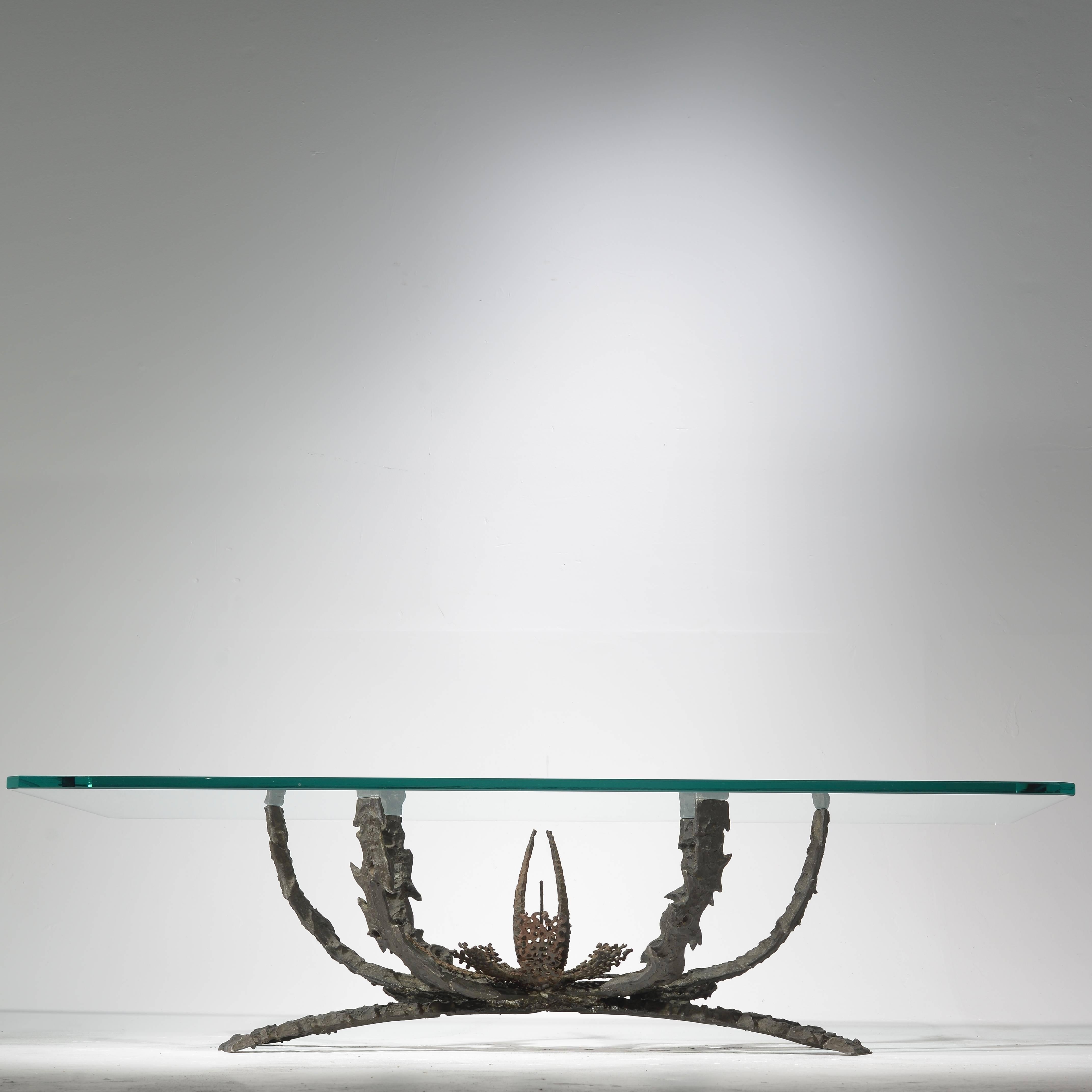 Daniel Gluck Brutalist Coffee Table in Bronze and Iron For Sale 5