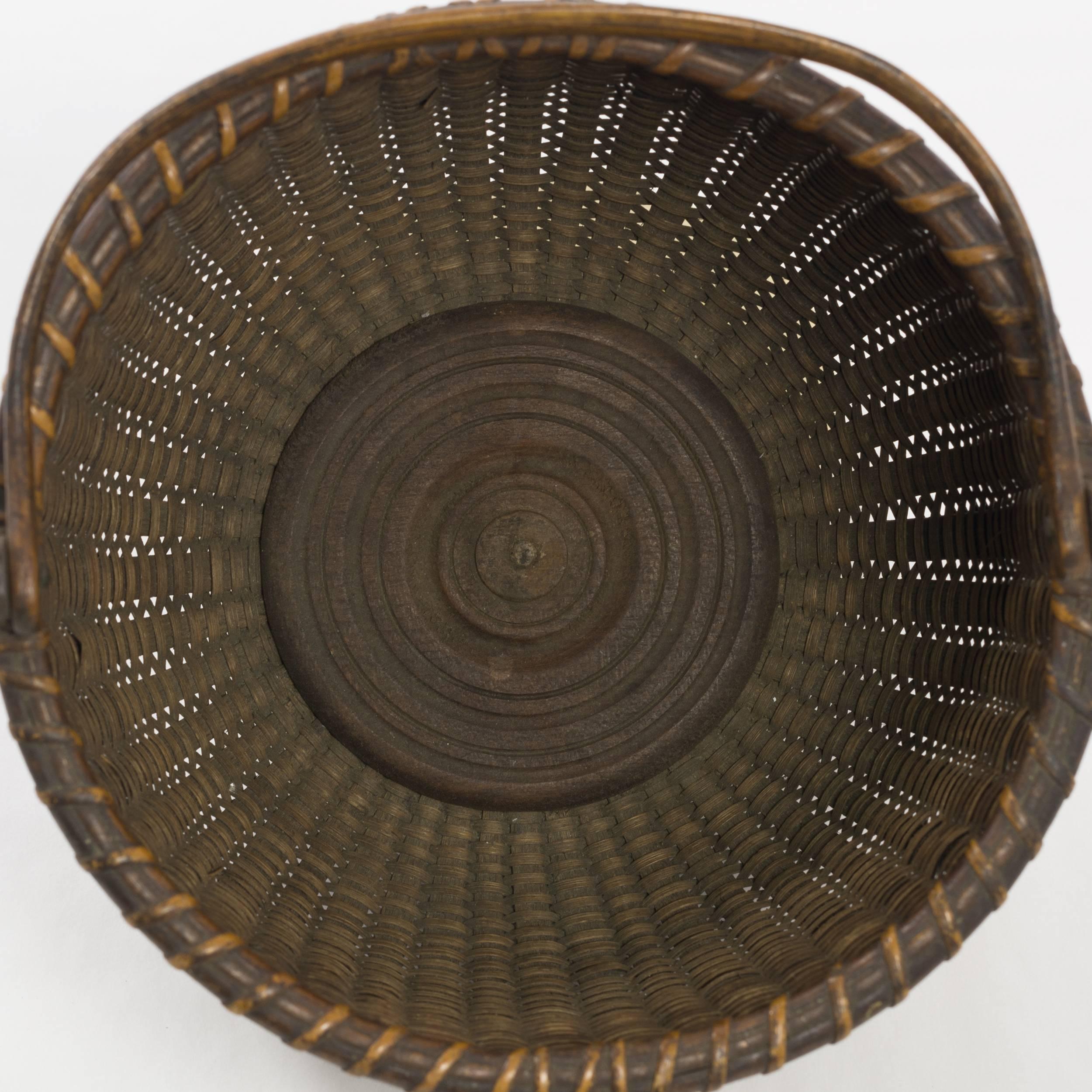 19th Century Open Round Nantucket Lightship Basket