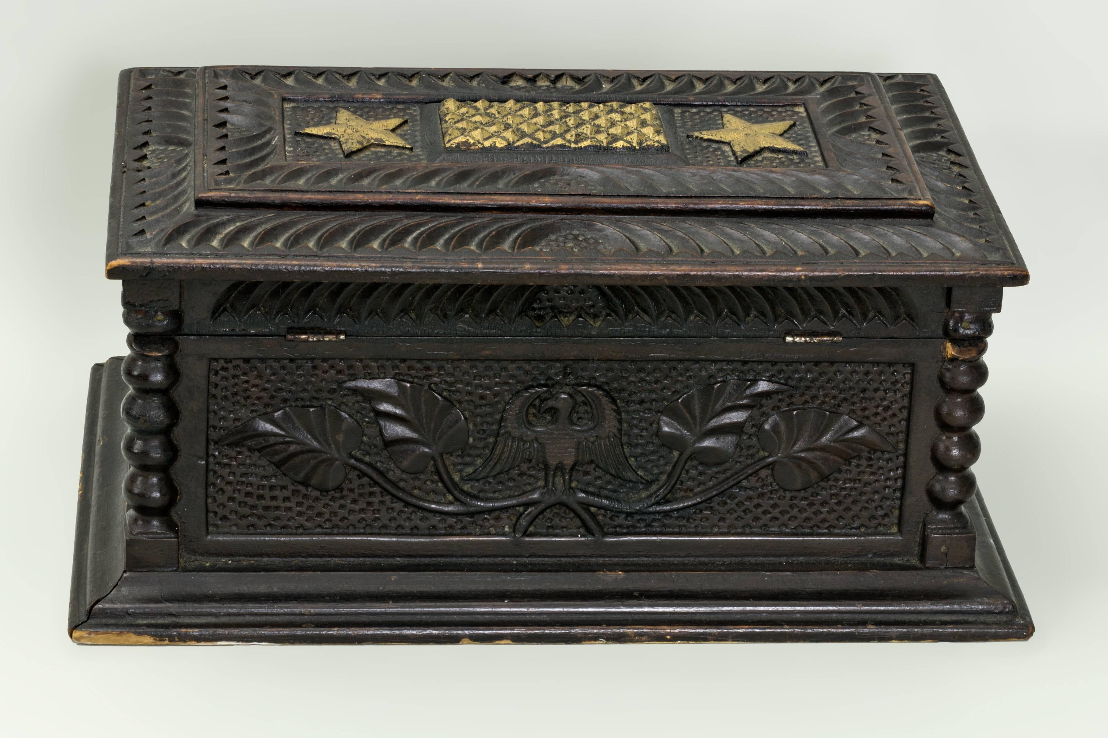Prisoner Made Keepsake Box In Excellent Condition In Nantucket, MA