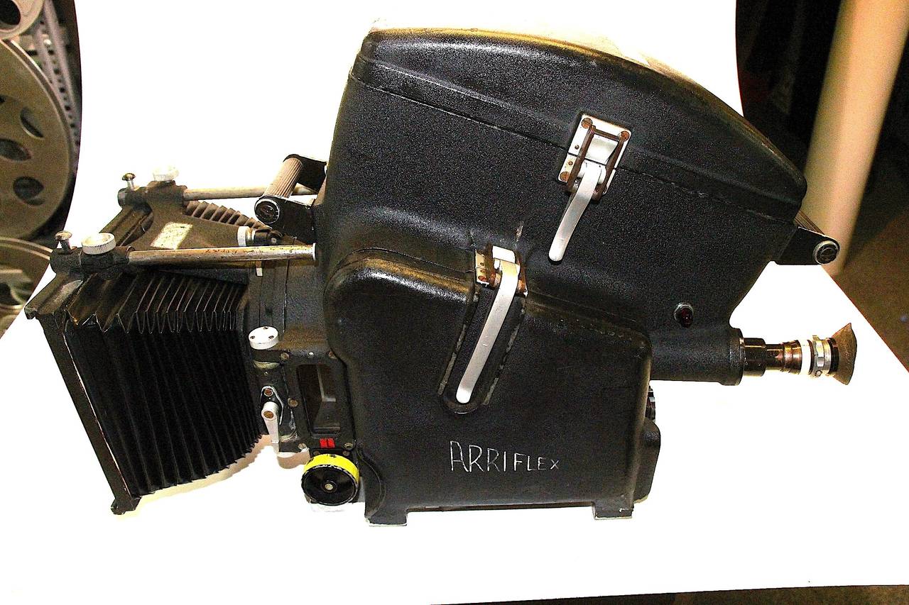 Submitted for your consideration, this 1950s Arriflex 35mm feature motion picture film camera with the factory correct Blimp camera housing intact.
This was the same model used by many award winning cinematographers in the 1950s and 1960s. Stanley