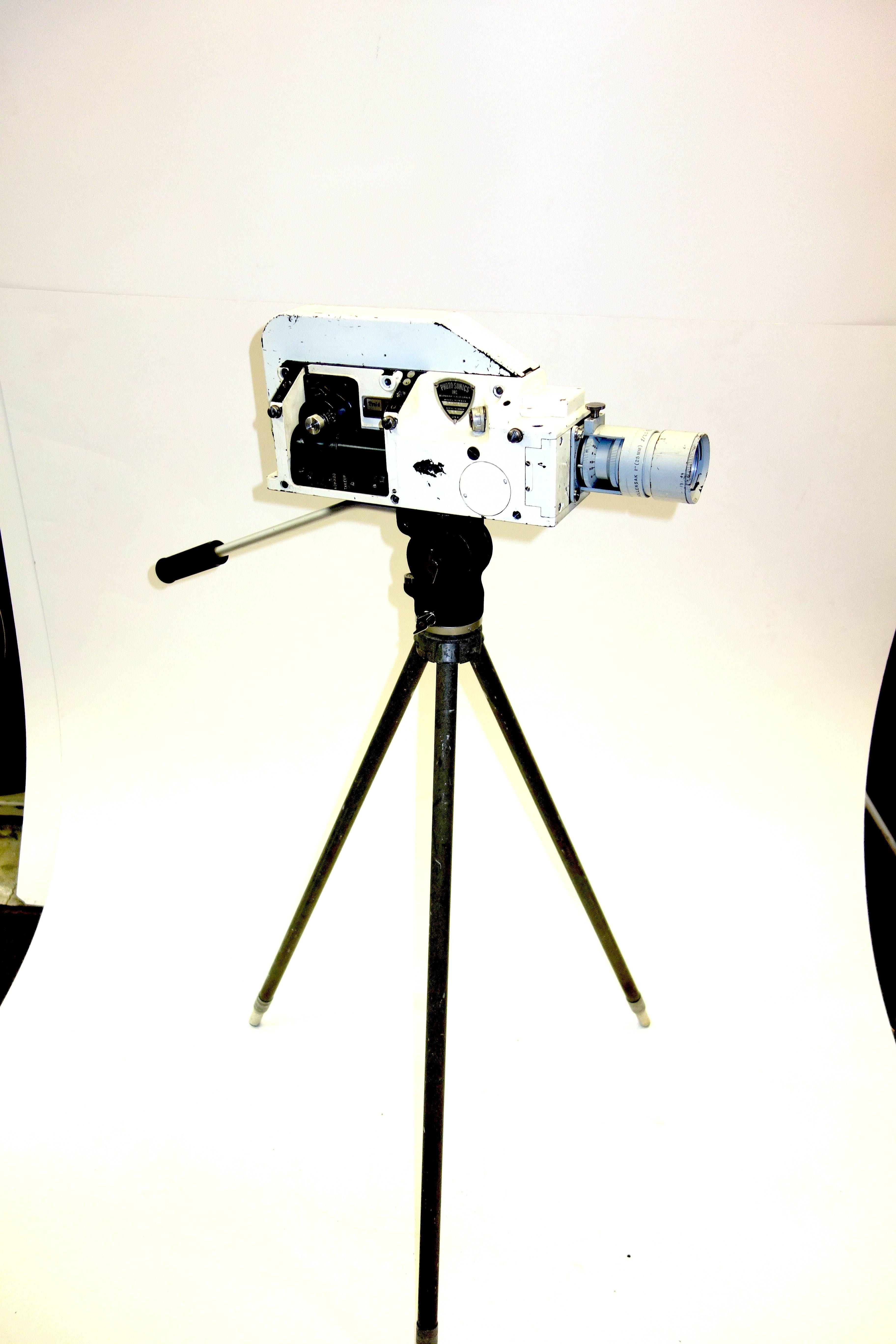 Aluminum Military Analysis Cine Camera Mid-20th Century Sculpture with Vintage Tripod For Sale