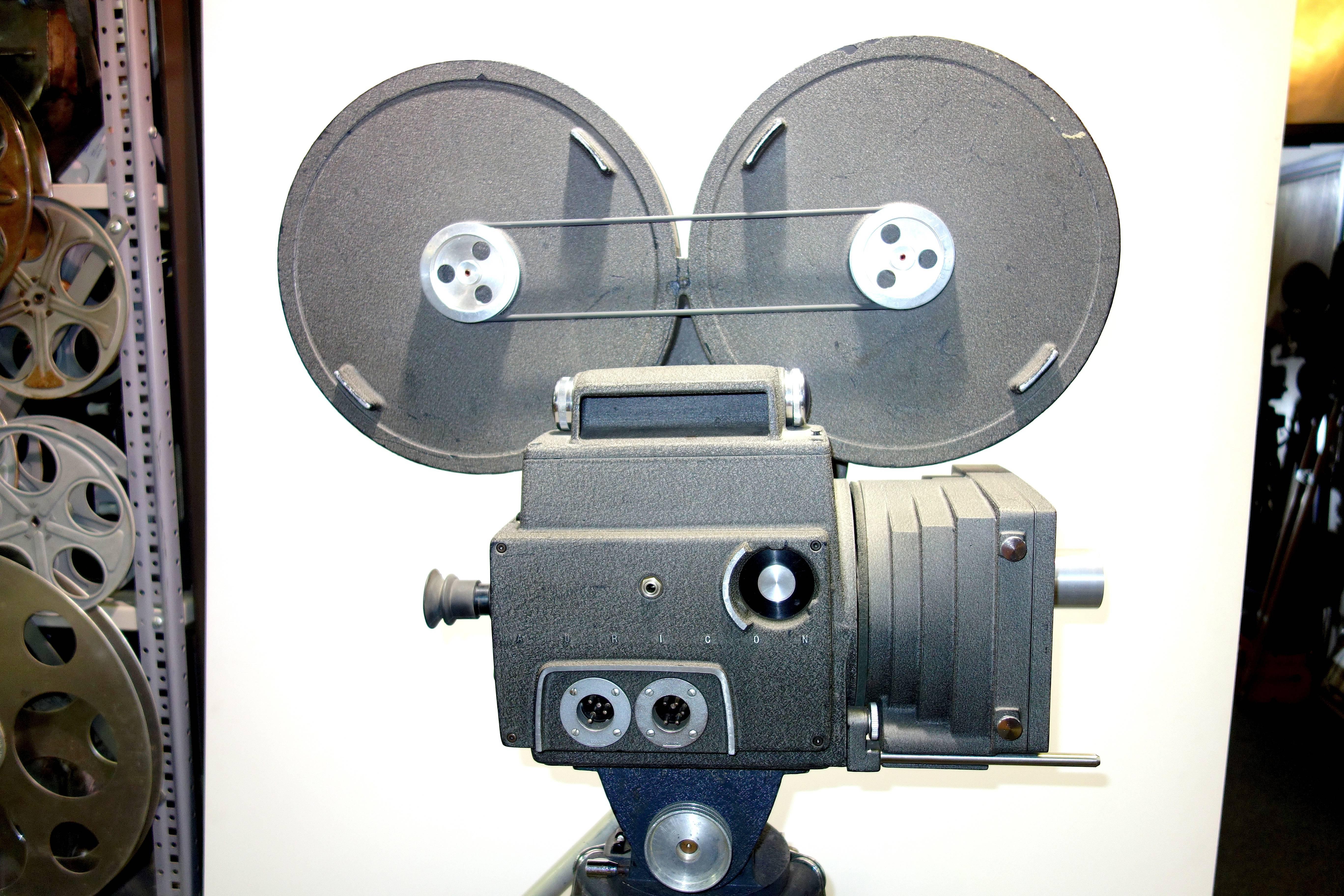 Cinema Newsreel Camera, as Sculpture, All Original with Wood Tripod In Excellent Condition For Sale In Dallas, TX